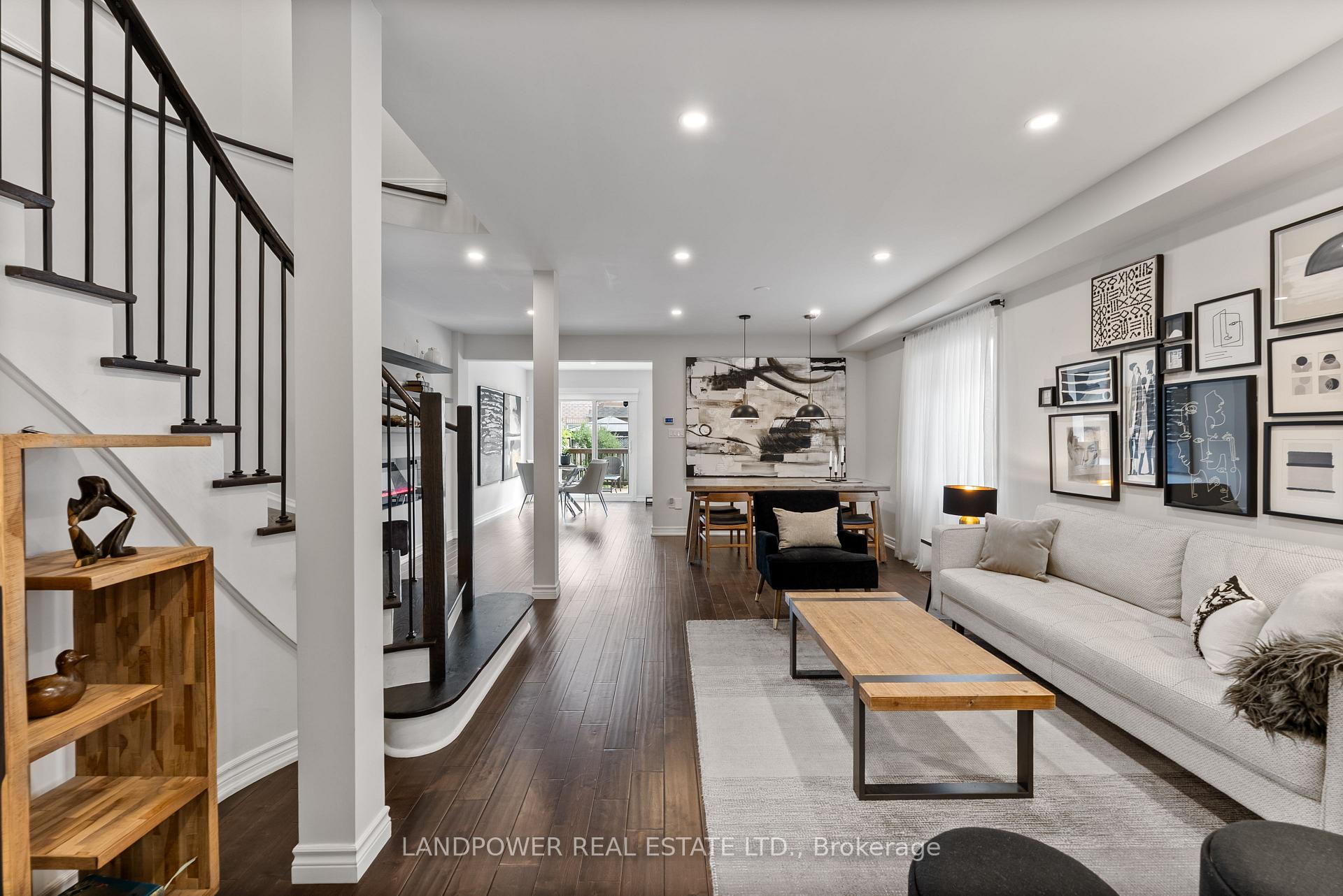 Photo 3 of 57 Royal Appian Crescent, Vaughan, Patterson — HOMEH