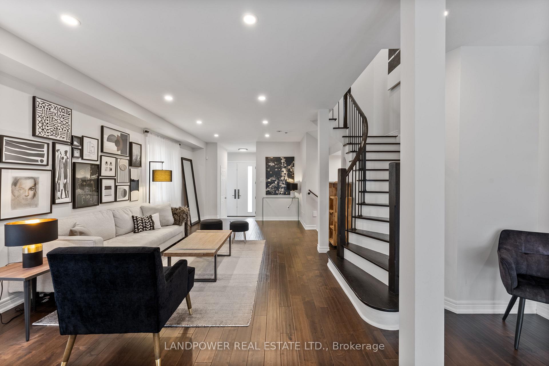 Photo 10 of 57 Royal Appian Crescent, Vaughan, Patterson — HOMEH