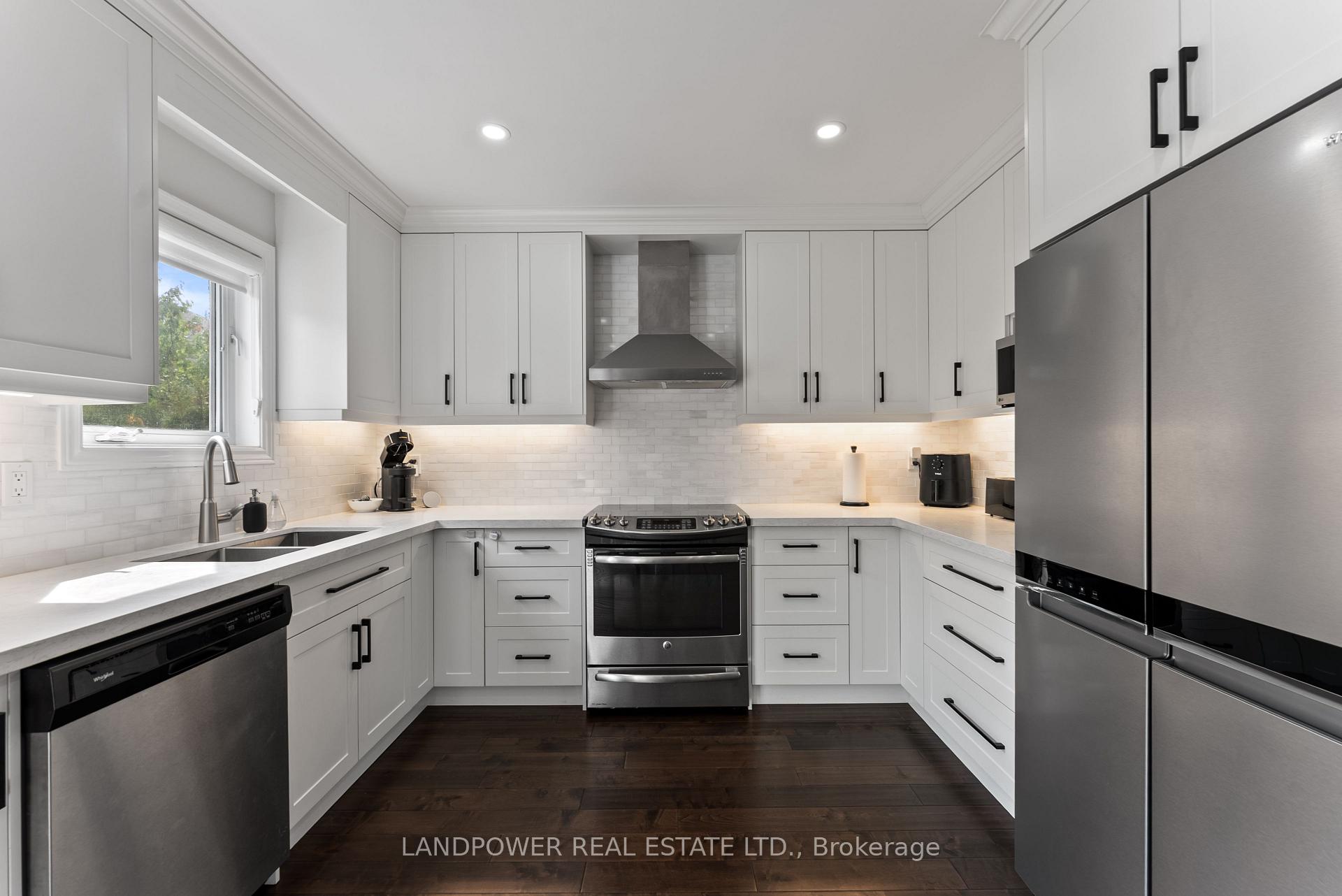 Photo 13 of 57 Royal Appian Crescent, Vaughan, Patterson — HOMEH