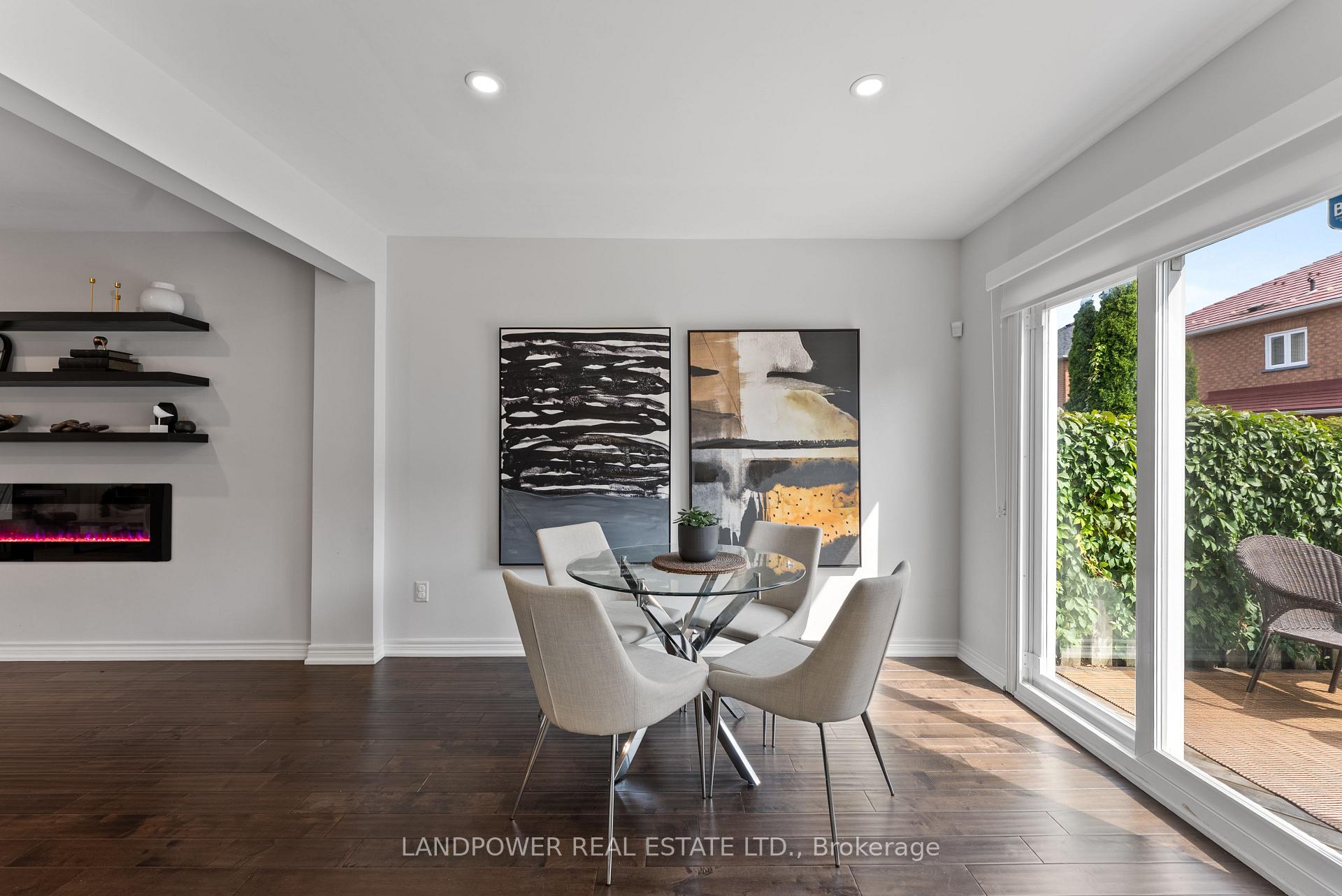 Photo 14 of 57 Royal Appian Crescent, Vaughan, Patterson — HOMEH