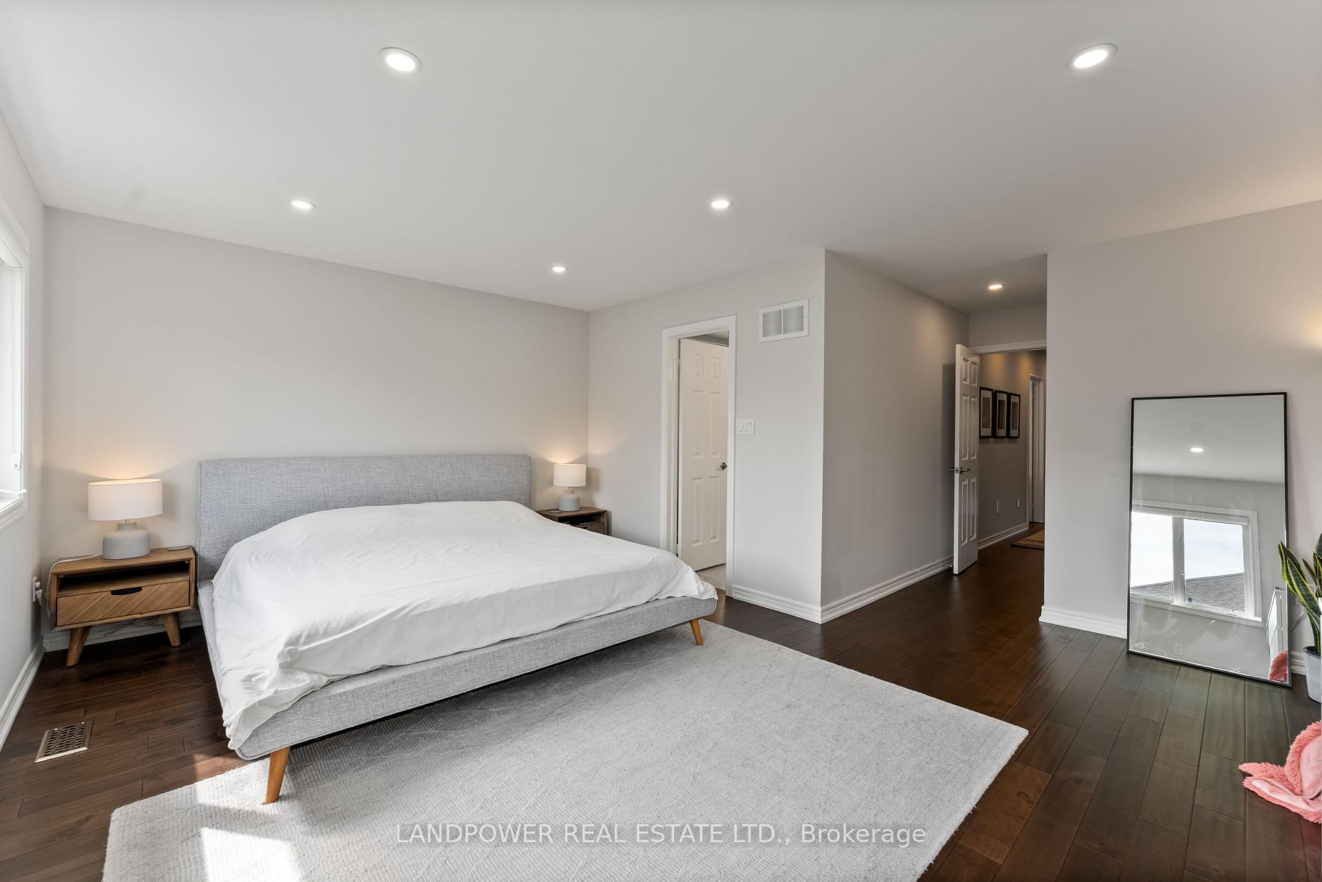 Photo 22 of 57 Royal Appian Crescent, Vaughan, Patterson — HOMEH