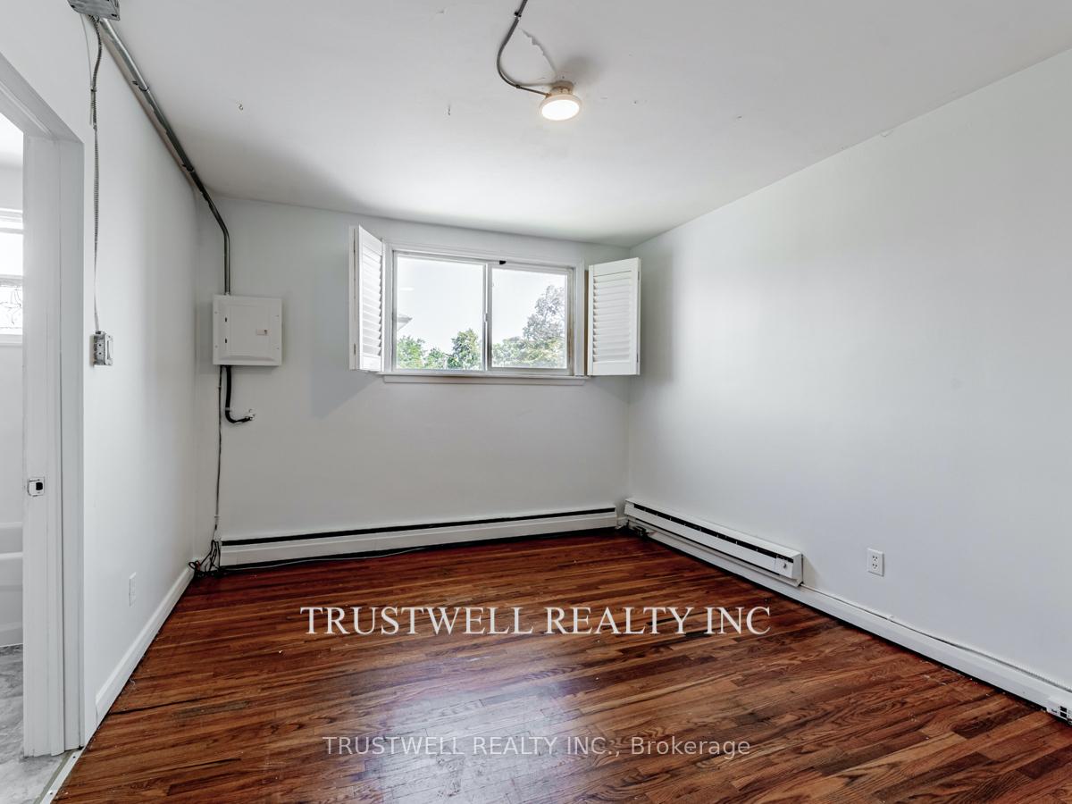 Photo 6 of Unit 4, 105 Mary Street E, Whitby, Downtown Whitby — HOMEH
