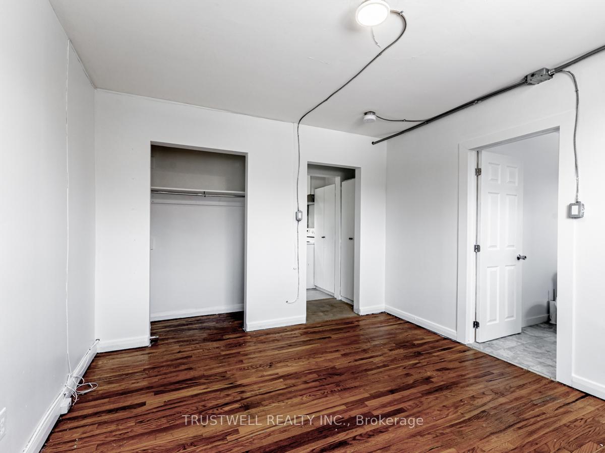 Photo 8 of Unit 4, 105 Mary Street E, Whitby, Downtown Whitby — HOMEH