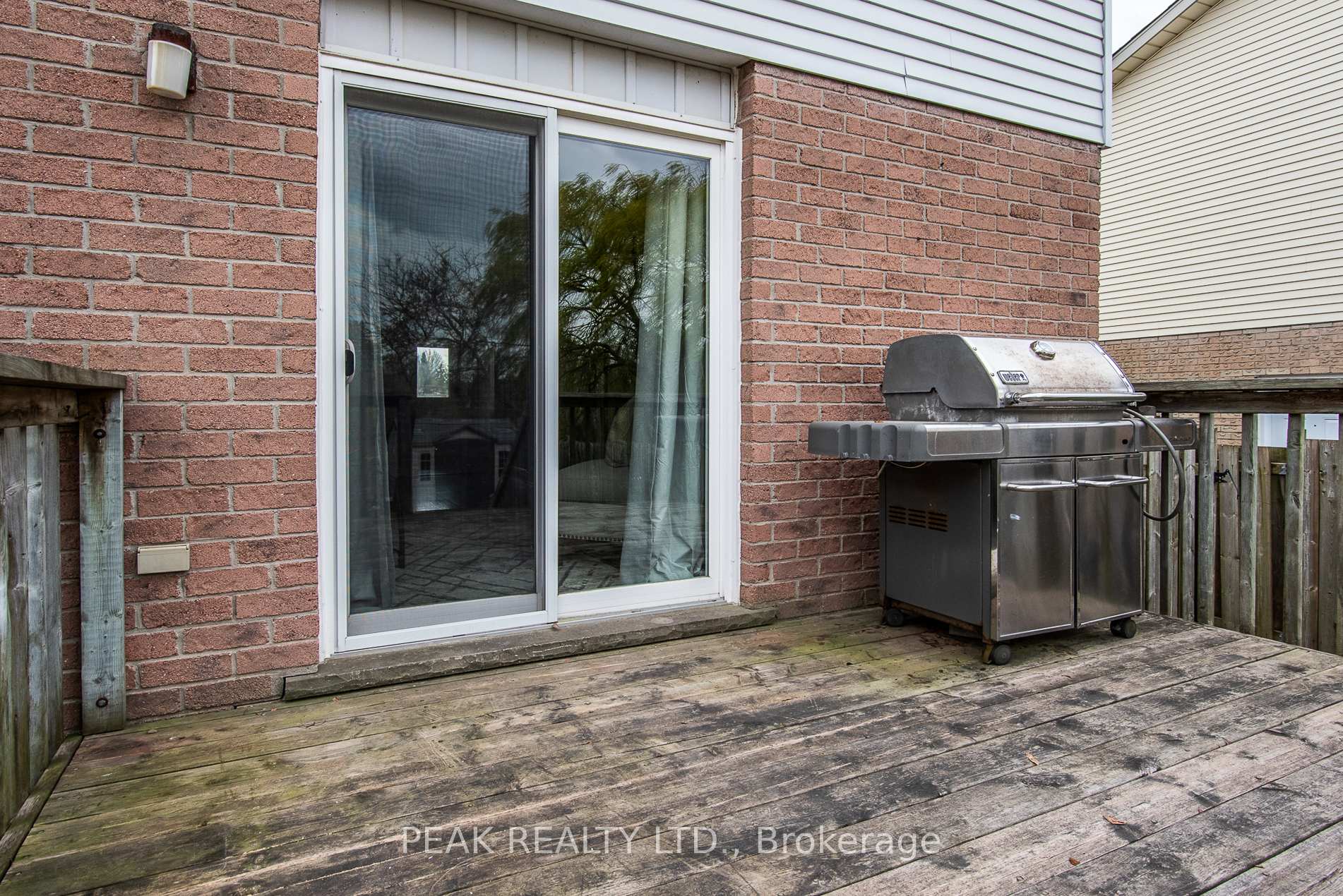 Photo 7 of Unit A, 608 Royal Beech Drive, Waterloo — HOMEH