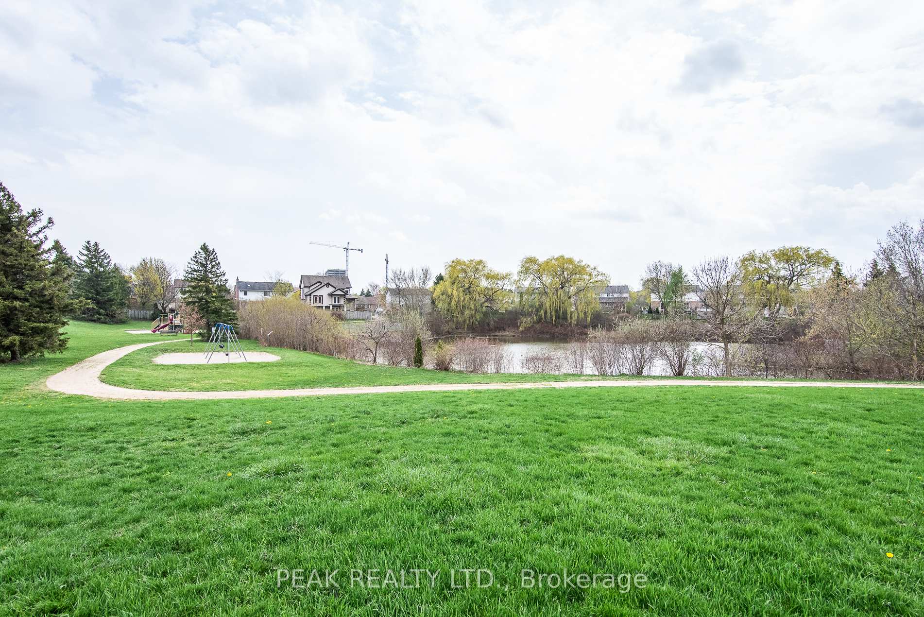 Photo 13 of Unit A, 608 Royal Beech Drive, Waterloo — HOMEH