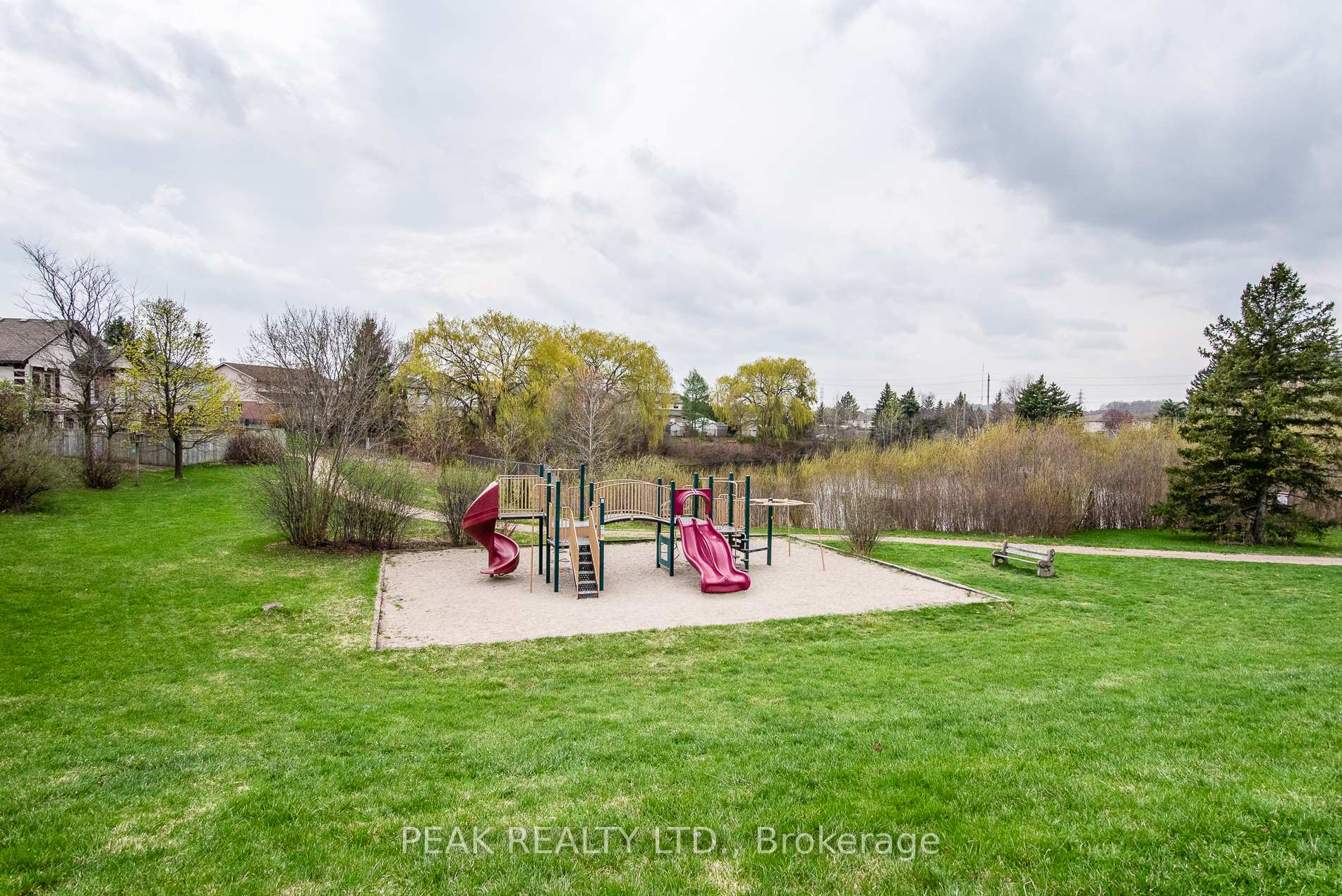 Photo 14 of Unit A, 608 Royal Beech Drive, Waterloo — HOMEH