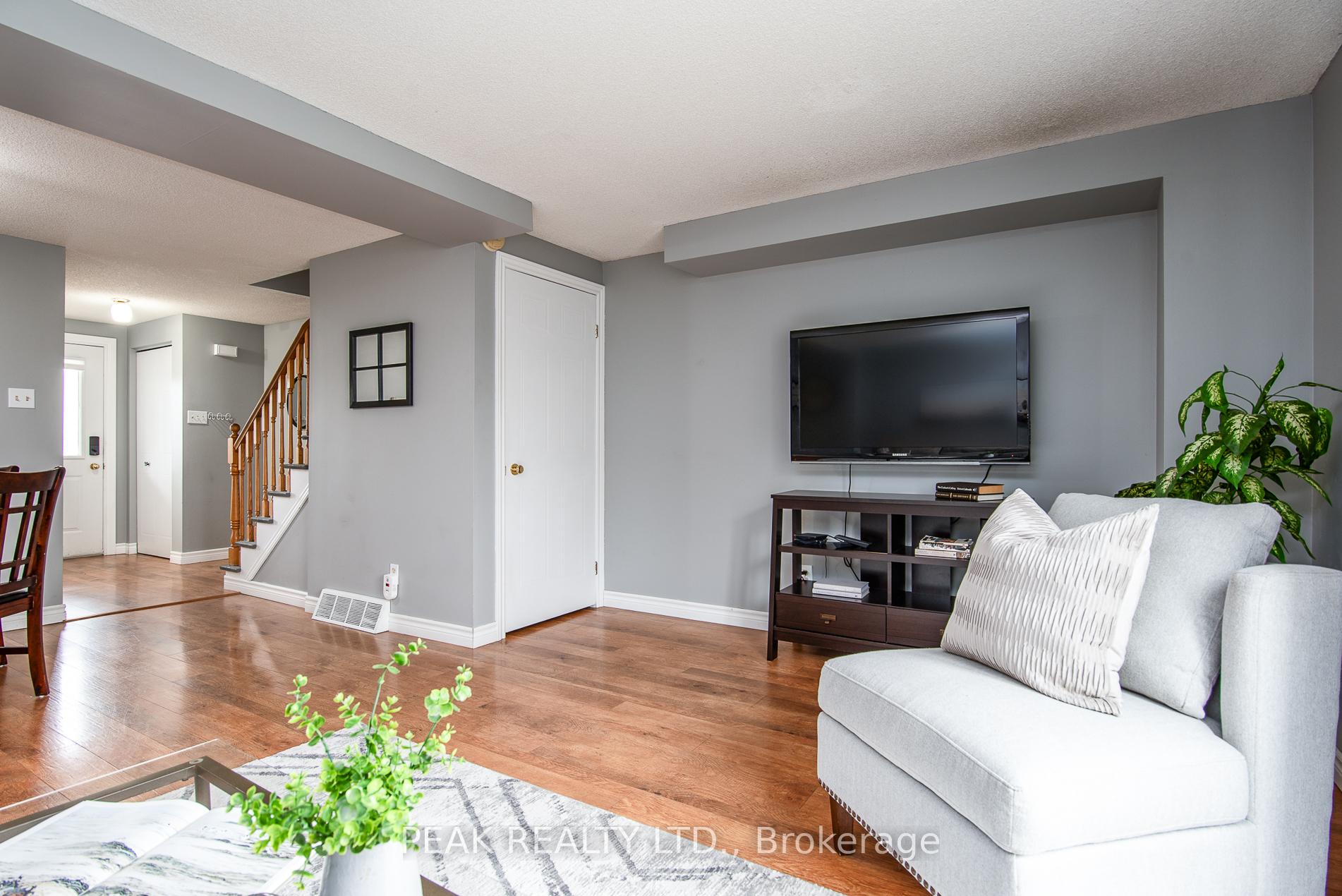 Photo 23 of Unit A, 608 Royal Beech Drive, Waterloo — HOMEH