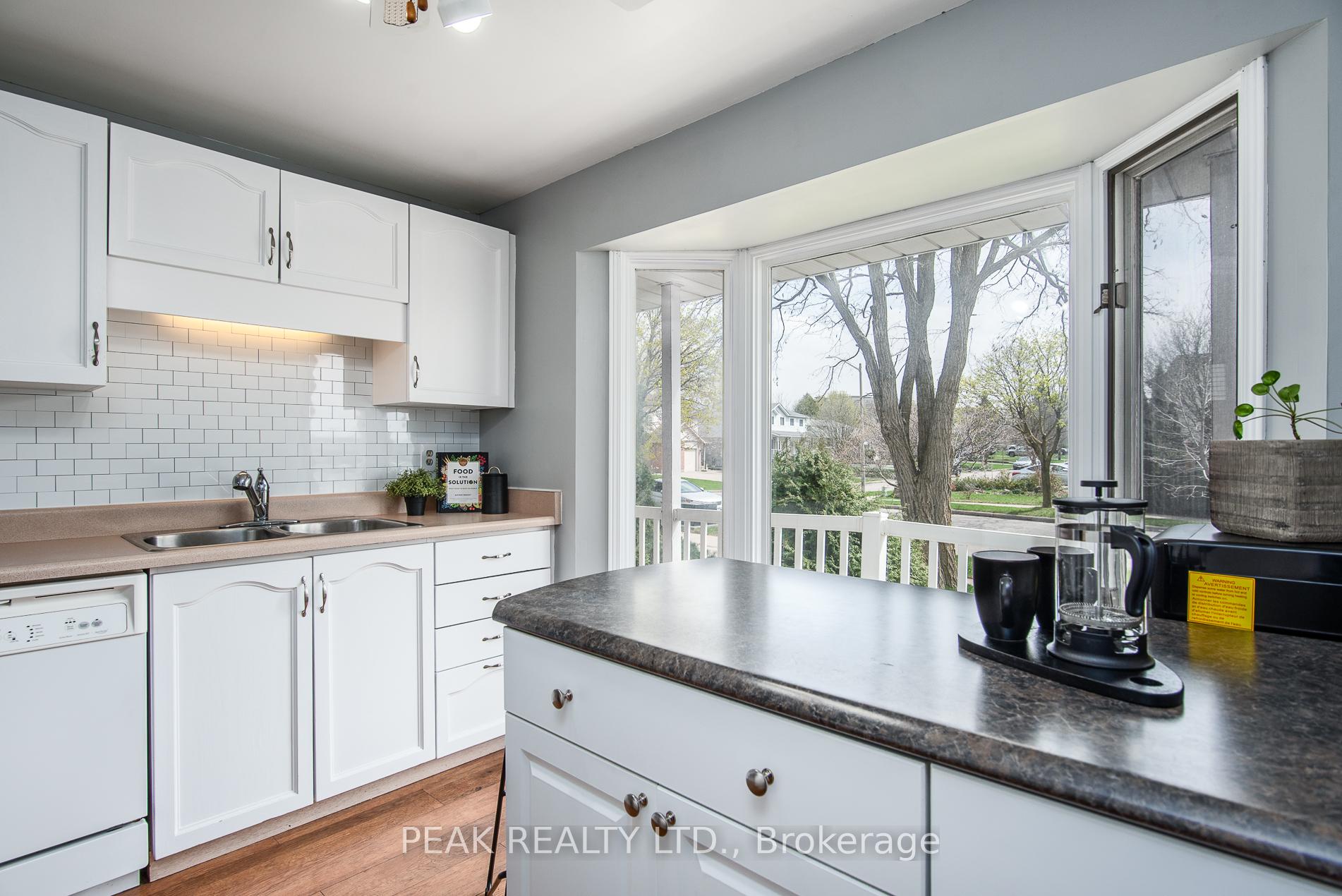 Photo 27 of Unit A, 608 Royal Beech Drive, Waterloo — HOMEH
