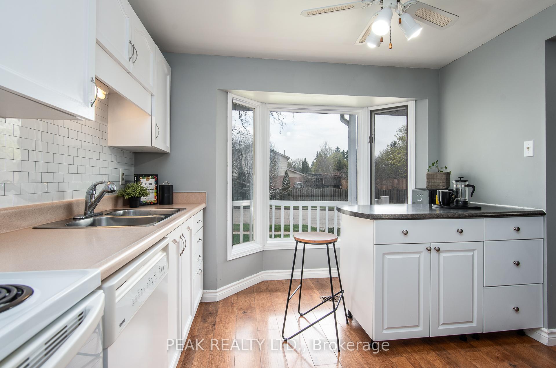 Photo 28 of Unit A, 608 Royal Beech Drive, Waterloo — HOMEH