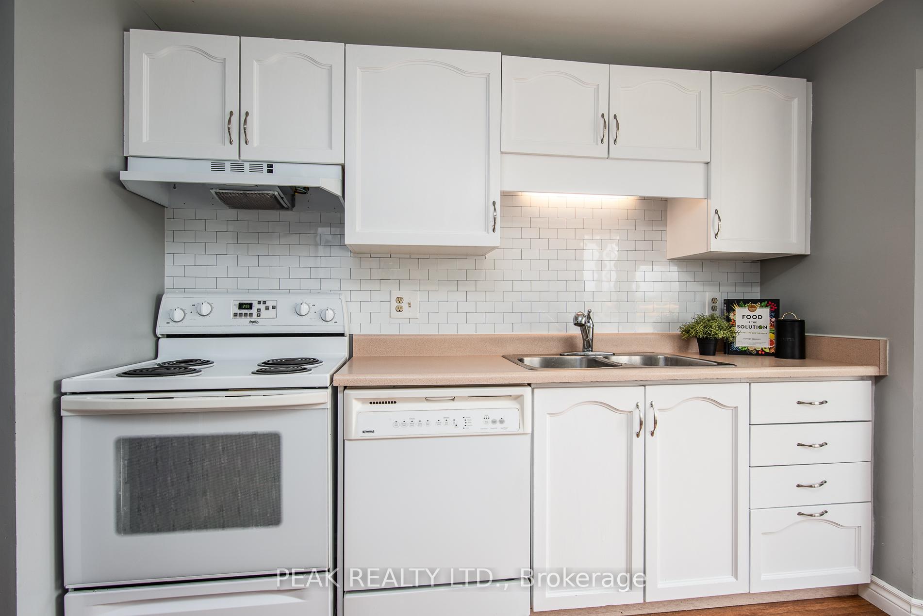 Photo 30 of Unit A, 608 Royal Beech Drive, Waterloo — HOMEH