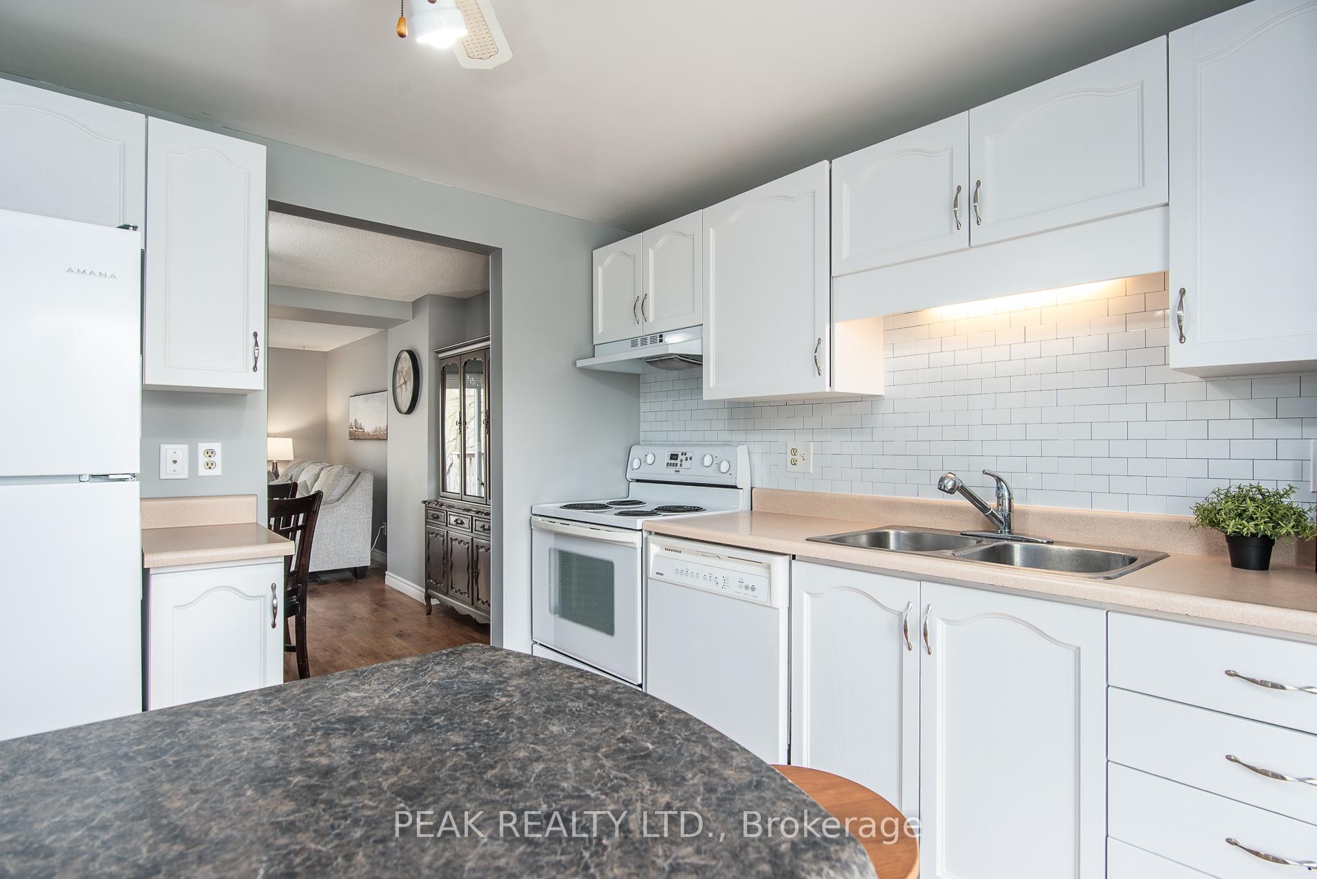 Photo 31 of Unit A, 608 Royal Beech Drive, Waterloo — HOMEH