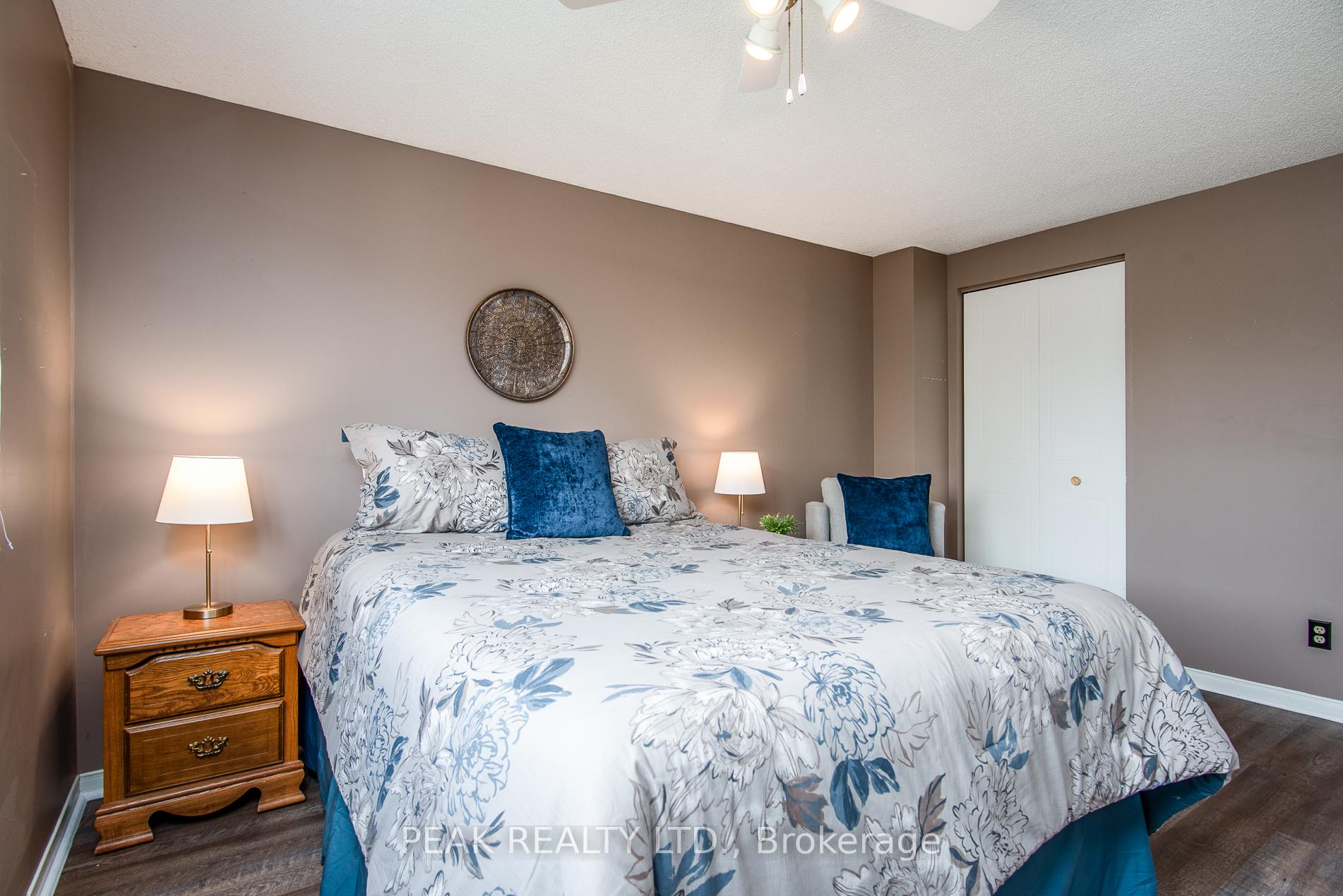 Photo 35 of Unit A, 608 Royal Beech Drive, Waterloo — HOMEH