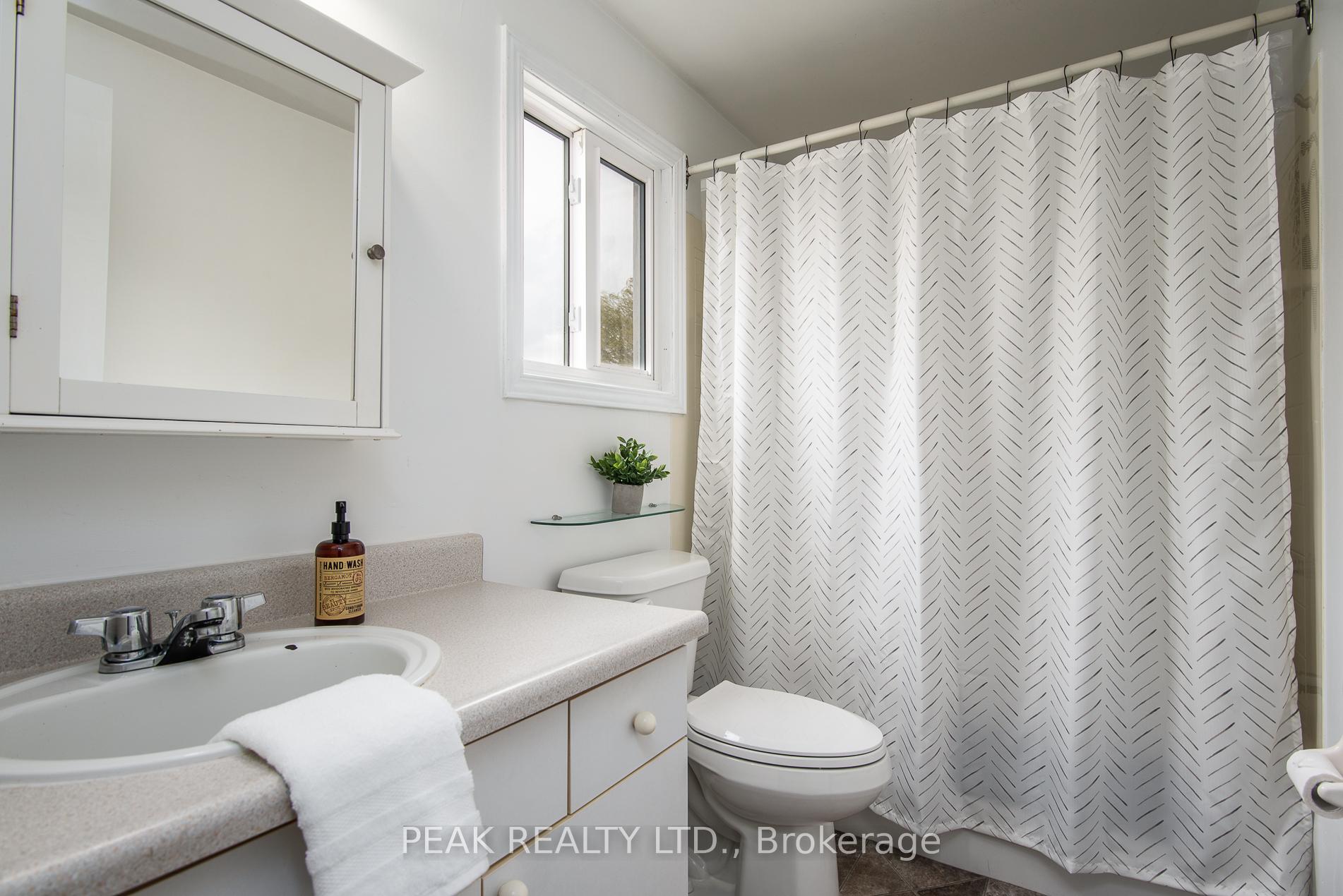 Photo 36 of Unit A, 608 Royal Beech Drive, Waterloo — HOMEH