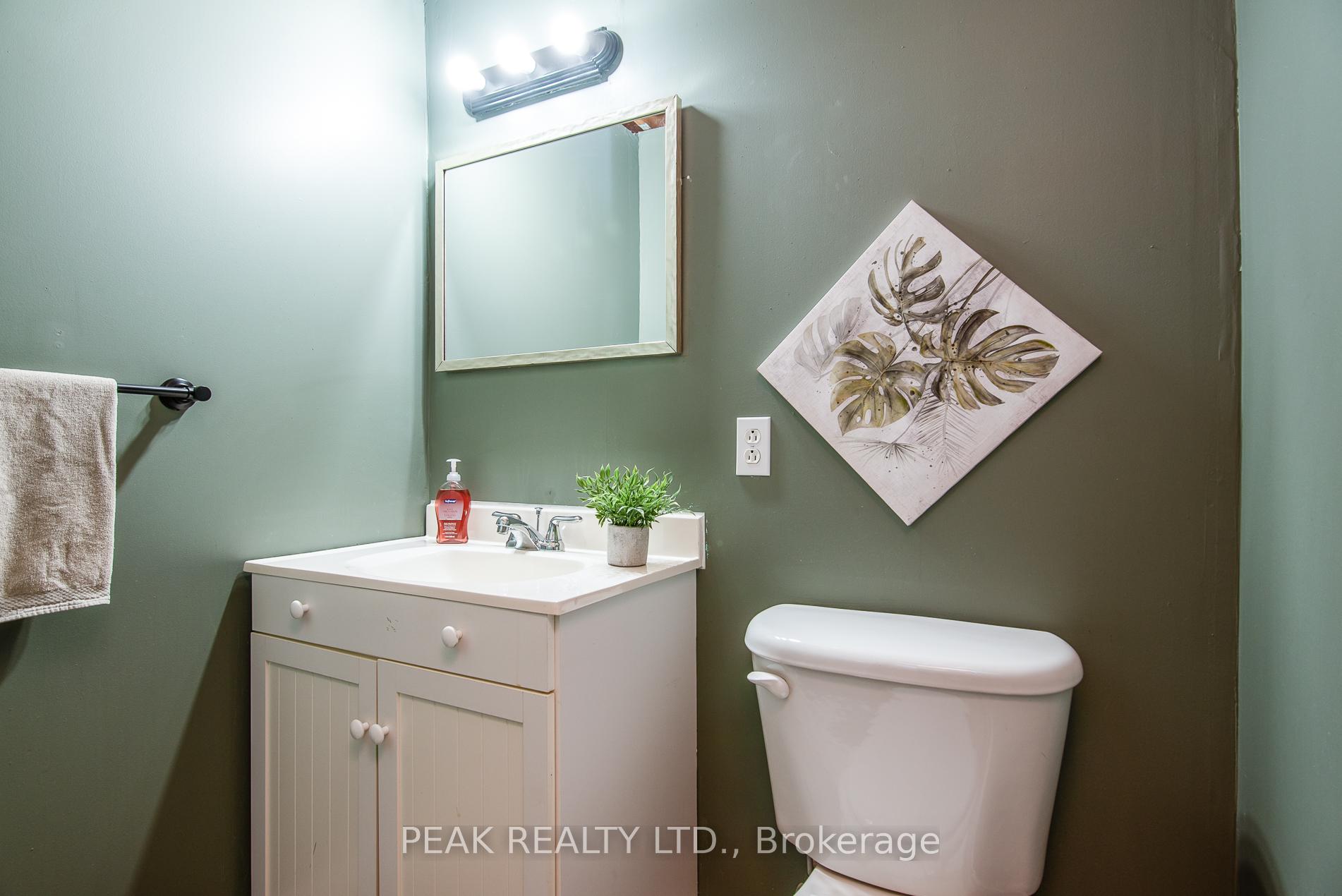 Photo 45 of Unit A, 608 Royal Beech Drive, Waterloo — HOMEH