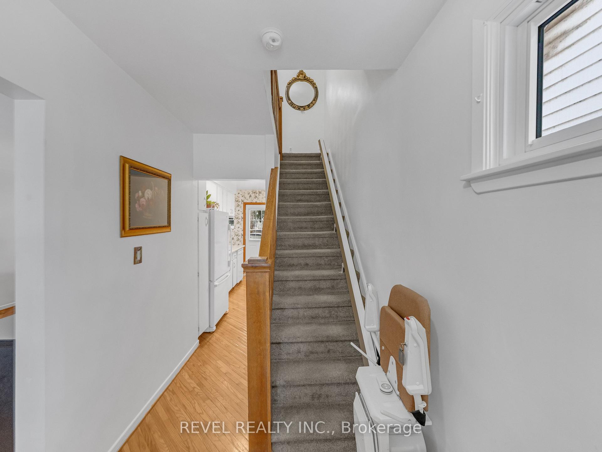 Photo 5 of 1591 York Street, Windsor — HOMEH