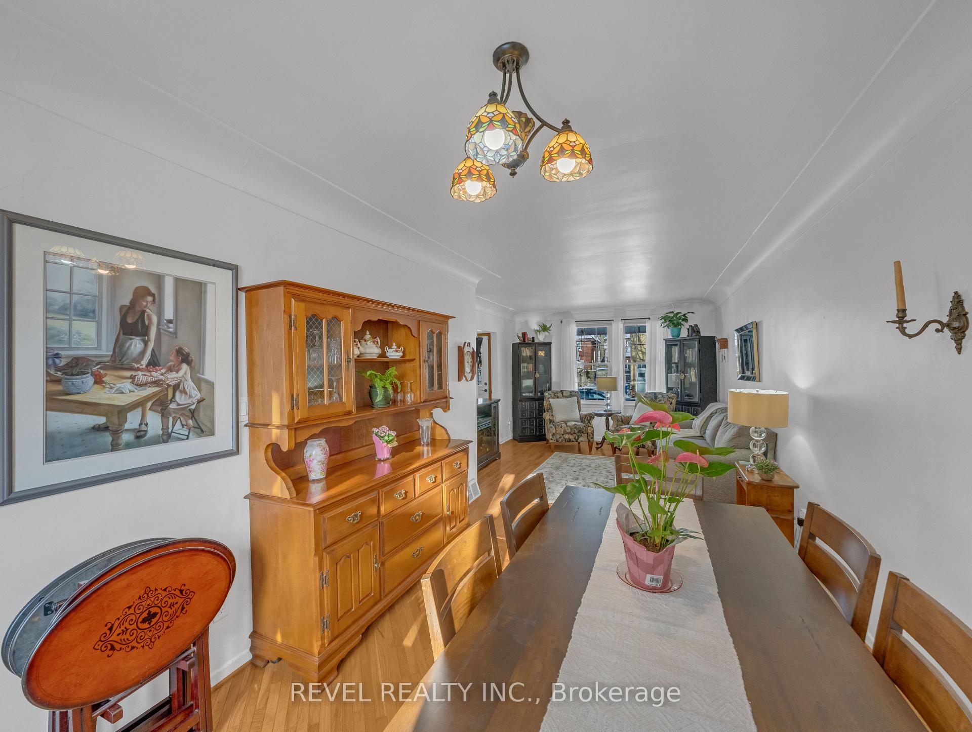 Photo 12 of 1591 York Street, Windsor — HOMEH