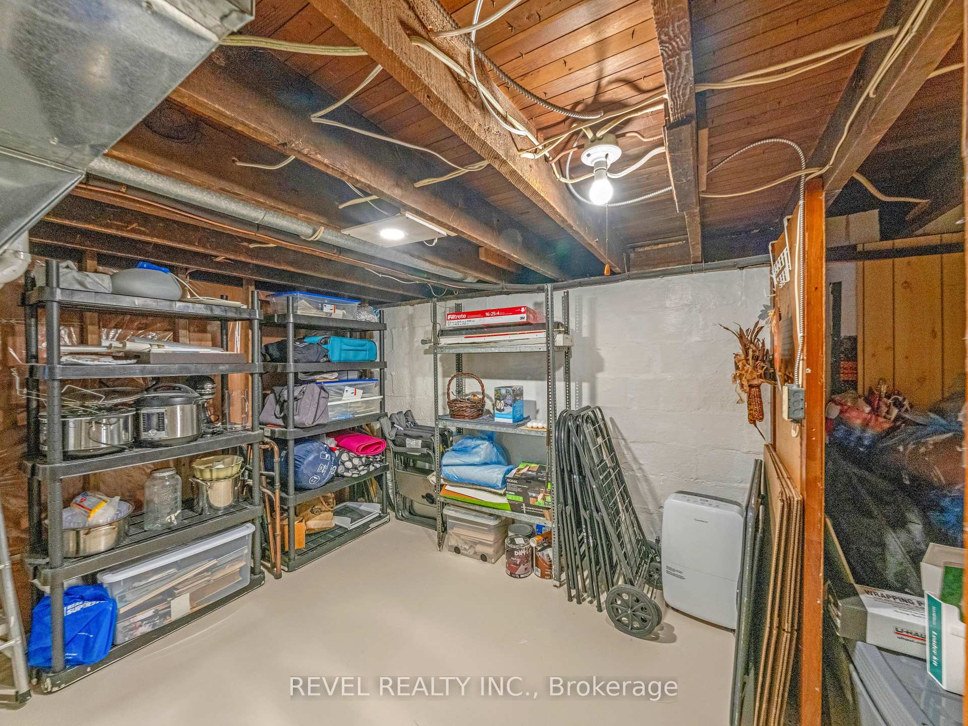 Photo 28 of 1591 York Street, Windsor — HOMEH
