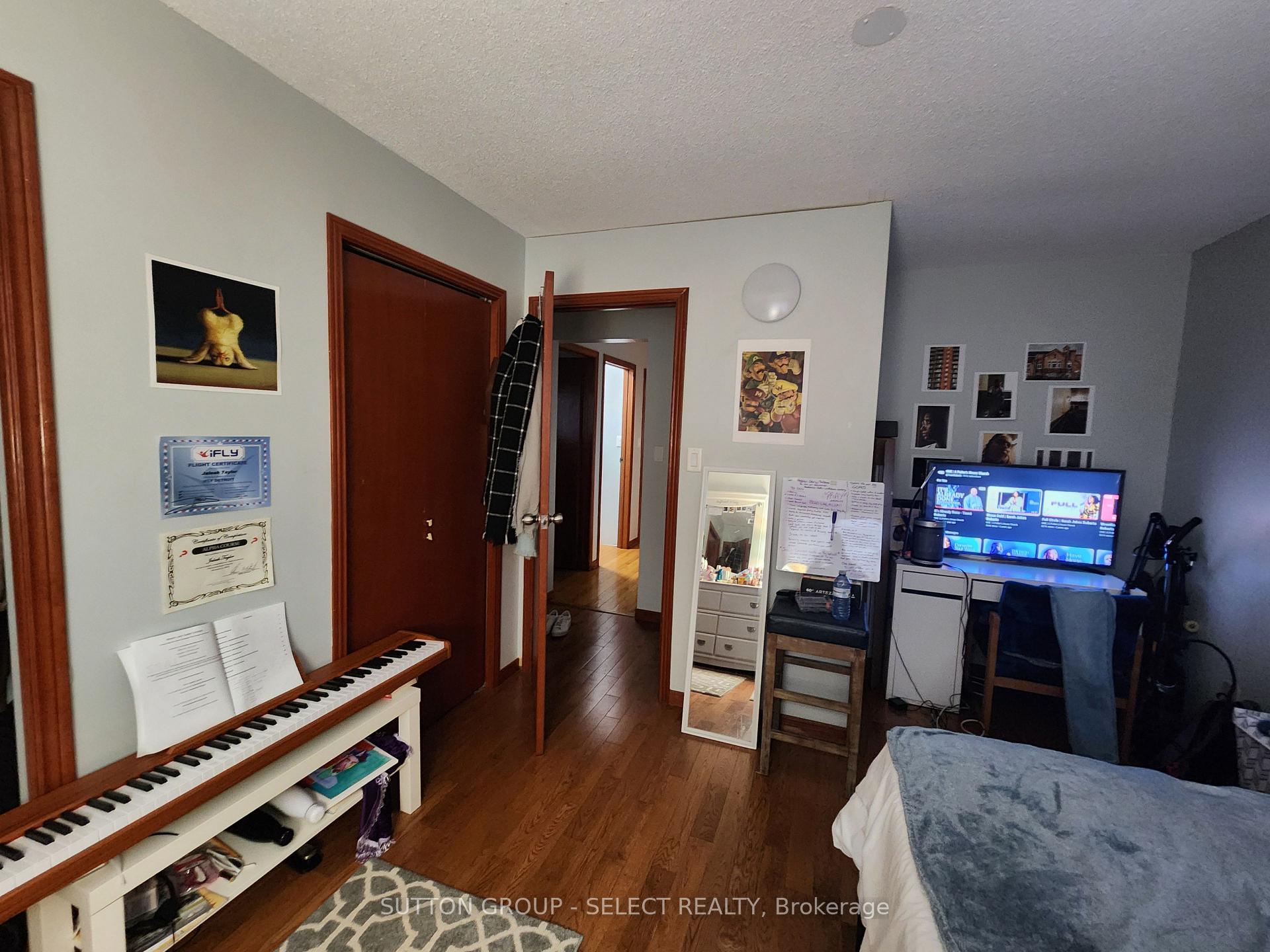 Photo 13 of 548 Caron Avenue, Windsor — HOMEH