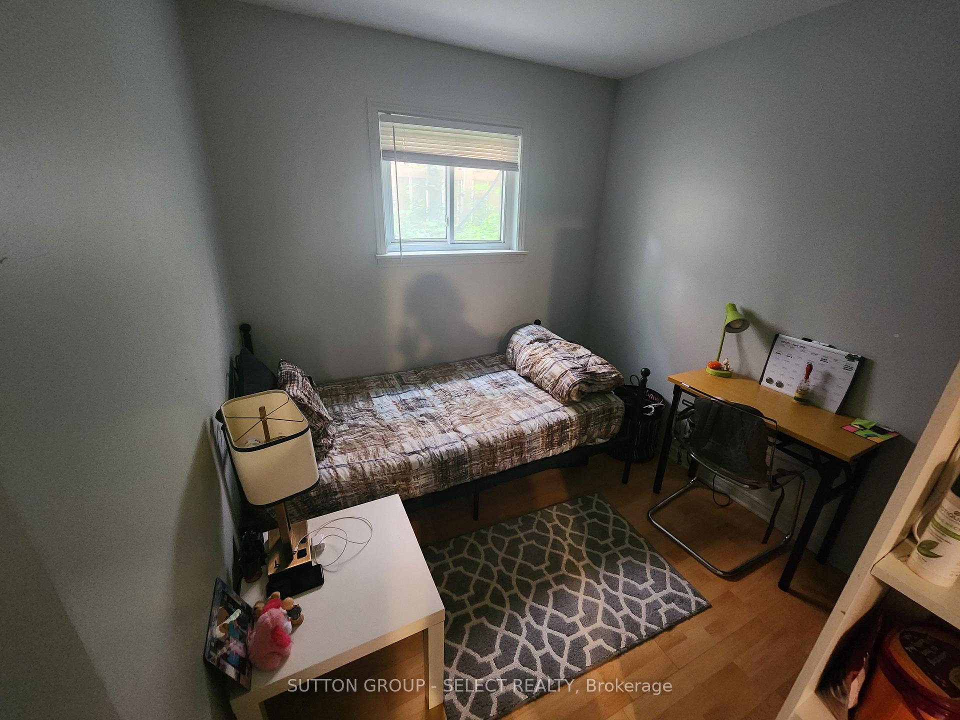 Photo 17 of 548 Caron Avenue, Windsor — HOMEH
