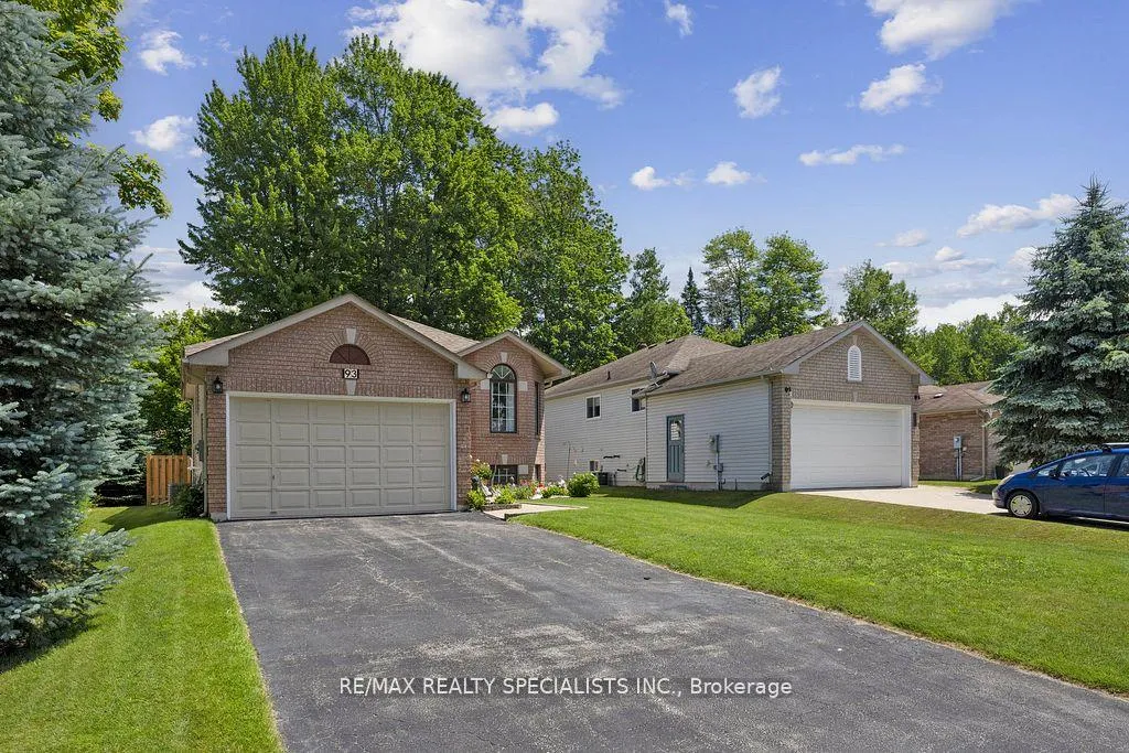 Photo 2 of 93 Glen Eton Road, Wasaga Beach — HOMEH