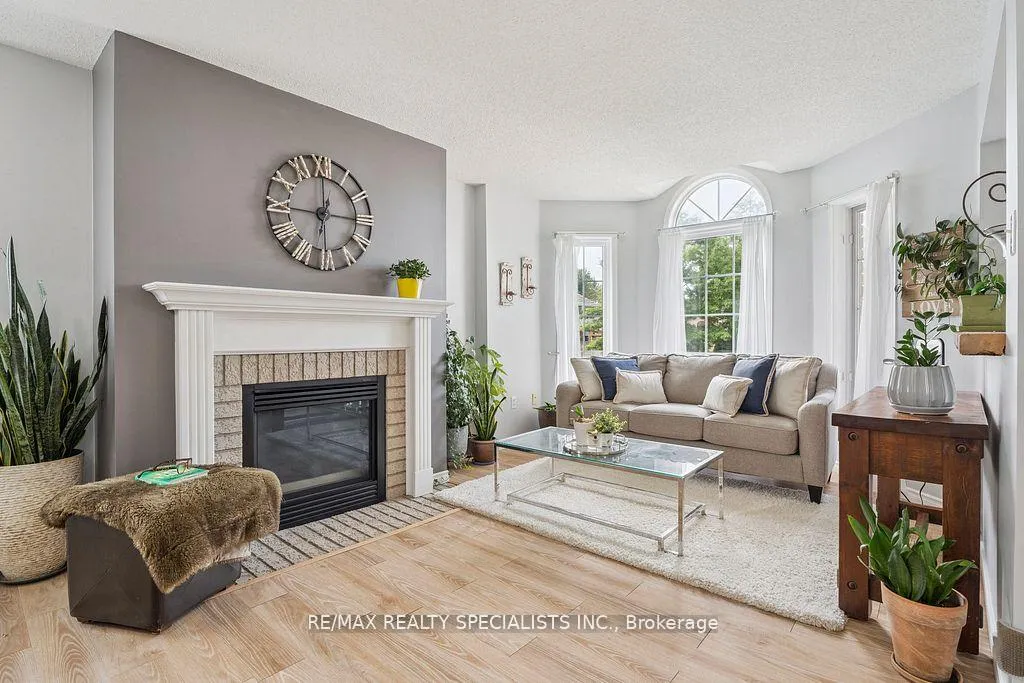 Photo 8 of 93 Glen Eton Road, Wasaga Beach — HOMEH