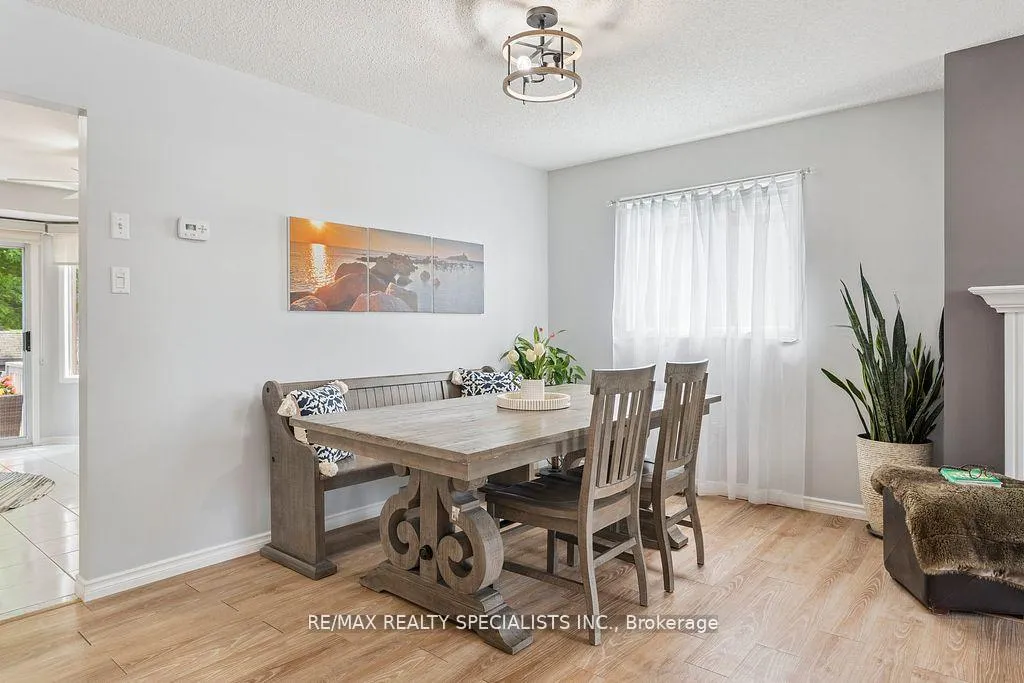 Photo 12 of 93 Glen Eton Road, Wasaga Beach — HOMEH