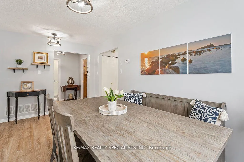 Photo 13 of 93 Glen Eton Road, Wasaga Beach — HOMEH