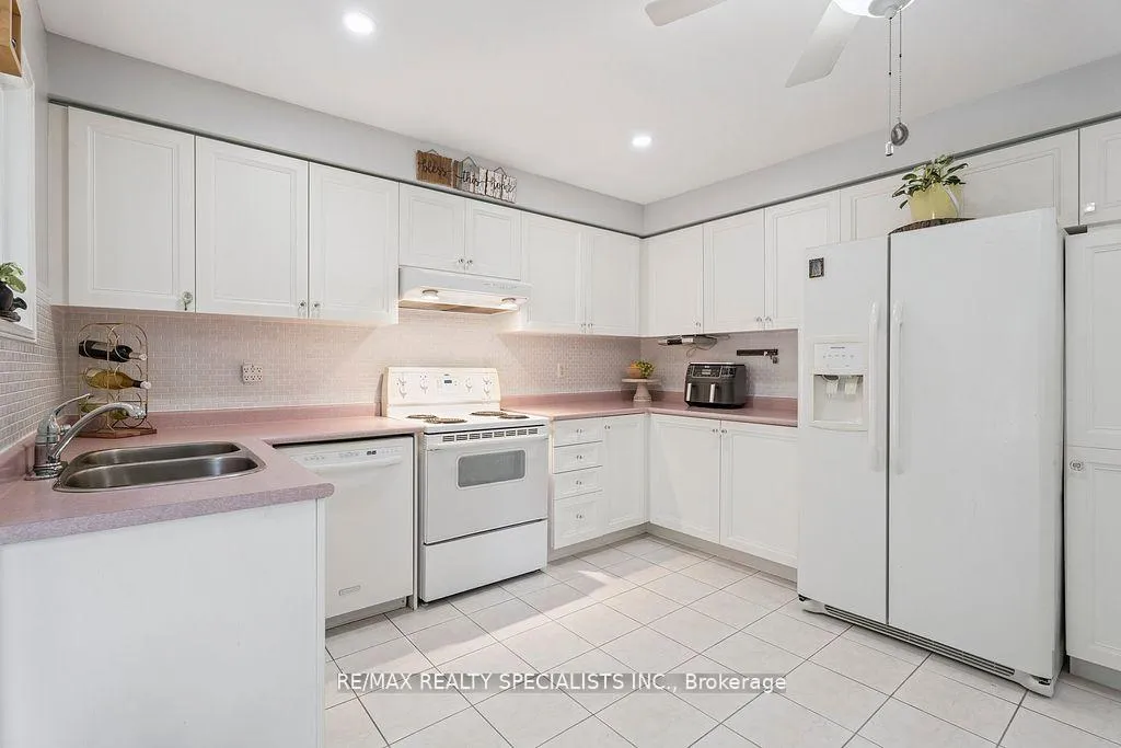 Photo 15 of 93 Glen Eton Road, Wasaga Beach — HOMEH