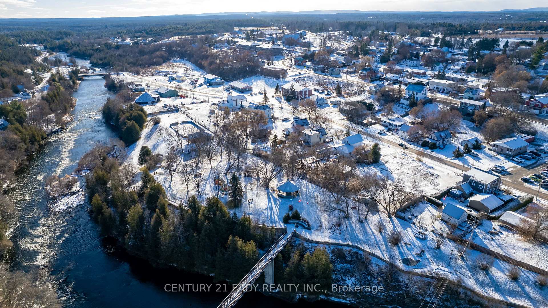 Photo 12 of 209 John Street, Bonnechere Valley, Eganville/Bonnechere Twp — HOMEH