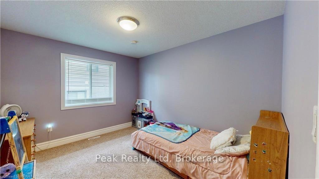 Photo 14 of 286 Sunset Drive, West Perth, Mitchell — HOMEH