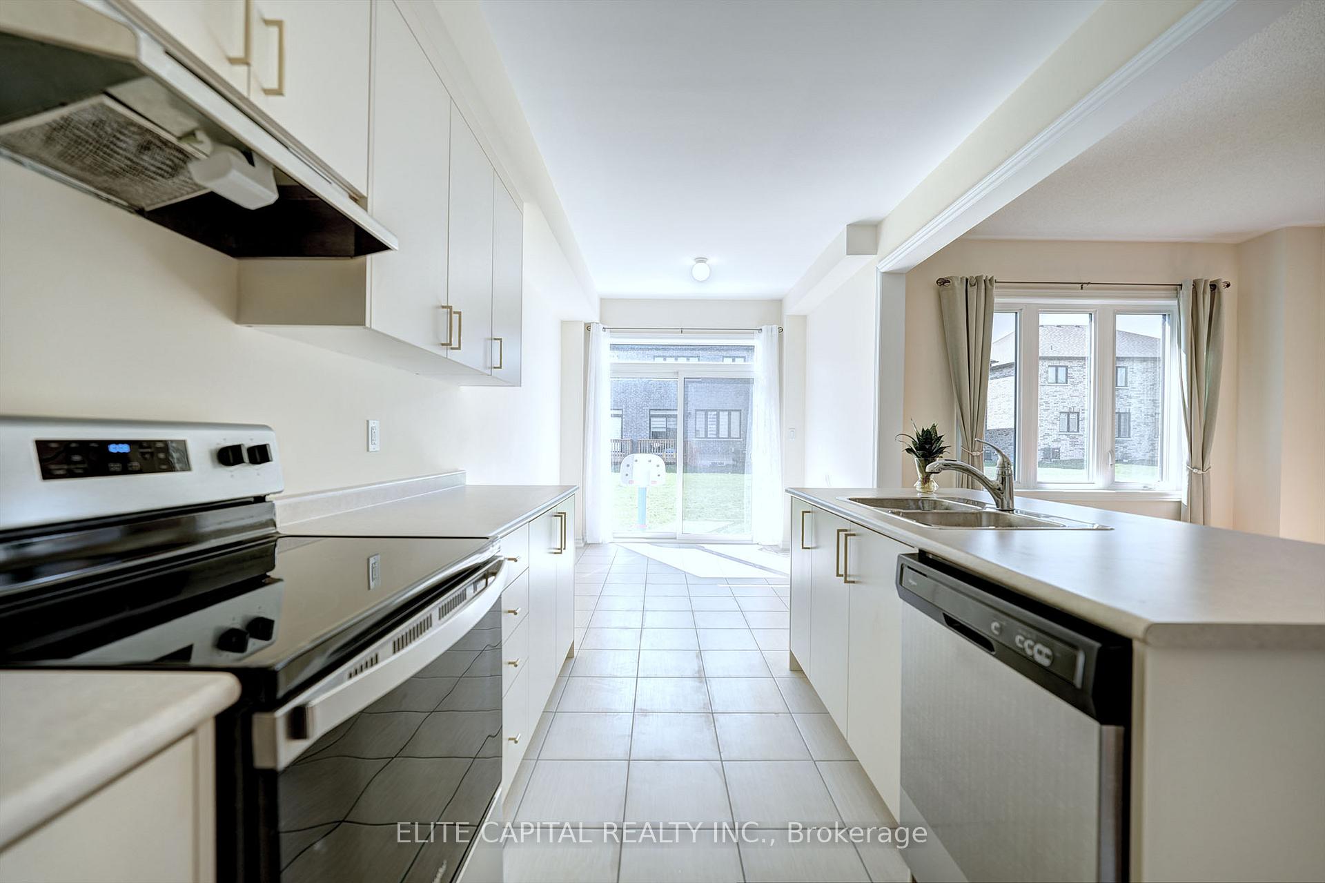 Photo 6 of 35 Closson Drive, Whitby, Rural Whitby — HOMEH