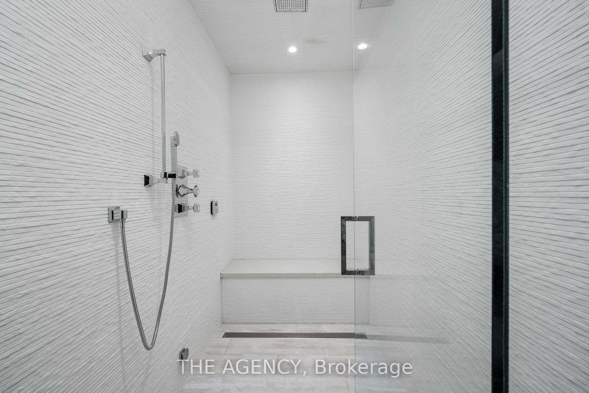 Photo 26 of 49 Bayside Court, Vaughan, East Woodbridge — HOMEH