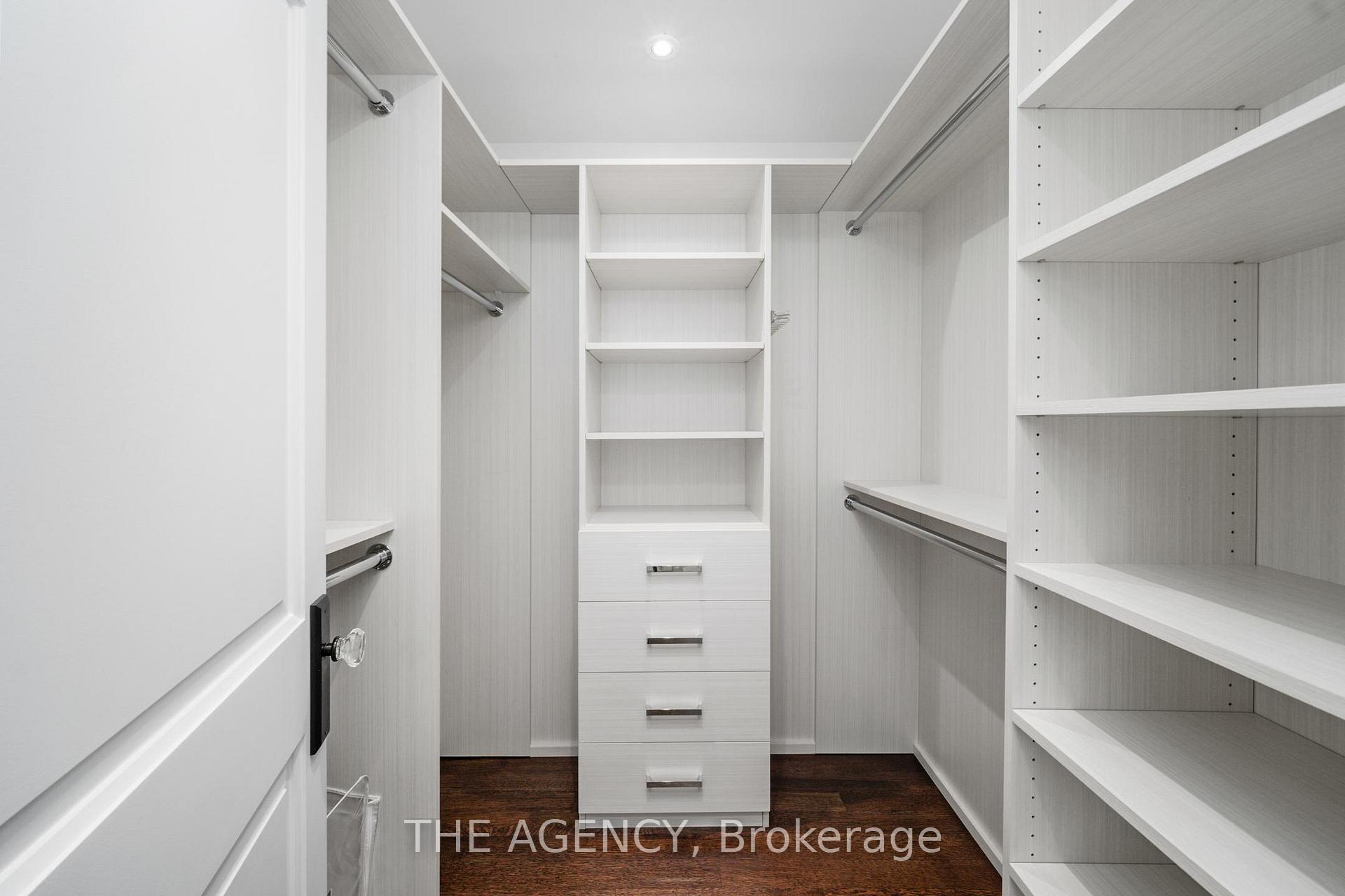 Photo 33 of 49 Bayside Court, Vaughan, East Woodbridge — HOMEH