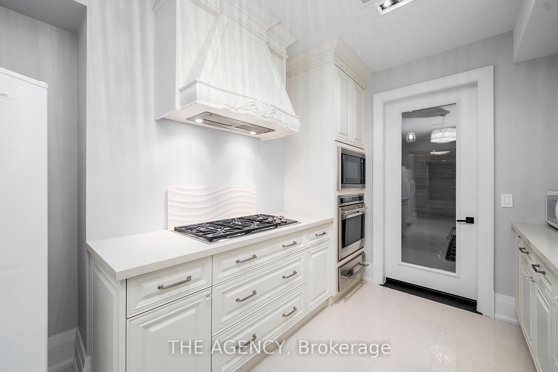Photo 35 of 49 Bayside Court, Vaughan, East Woodbridge — HOMEH