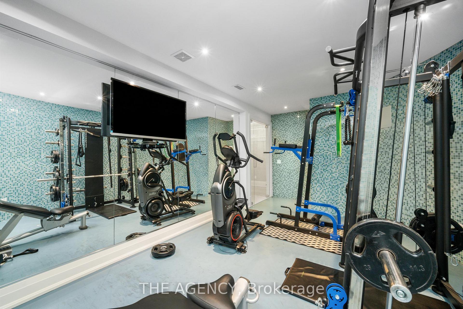 Photo 36 of 49 Bayside Court, Vaughan, East Woodbridge — HOMEH