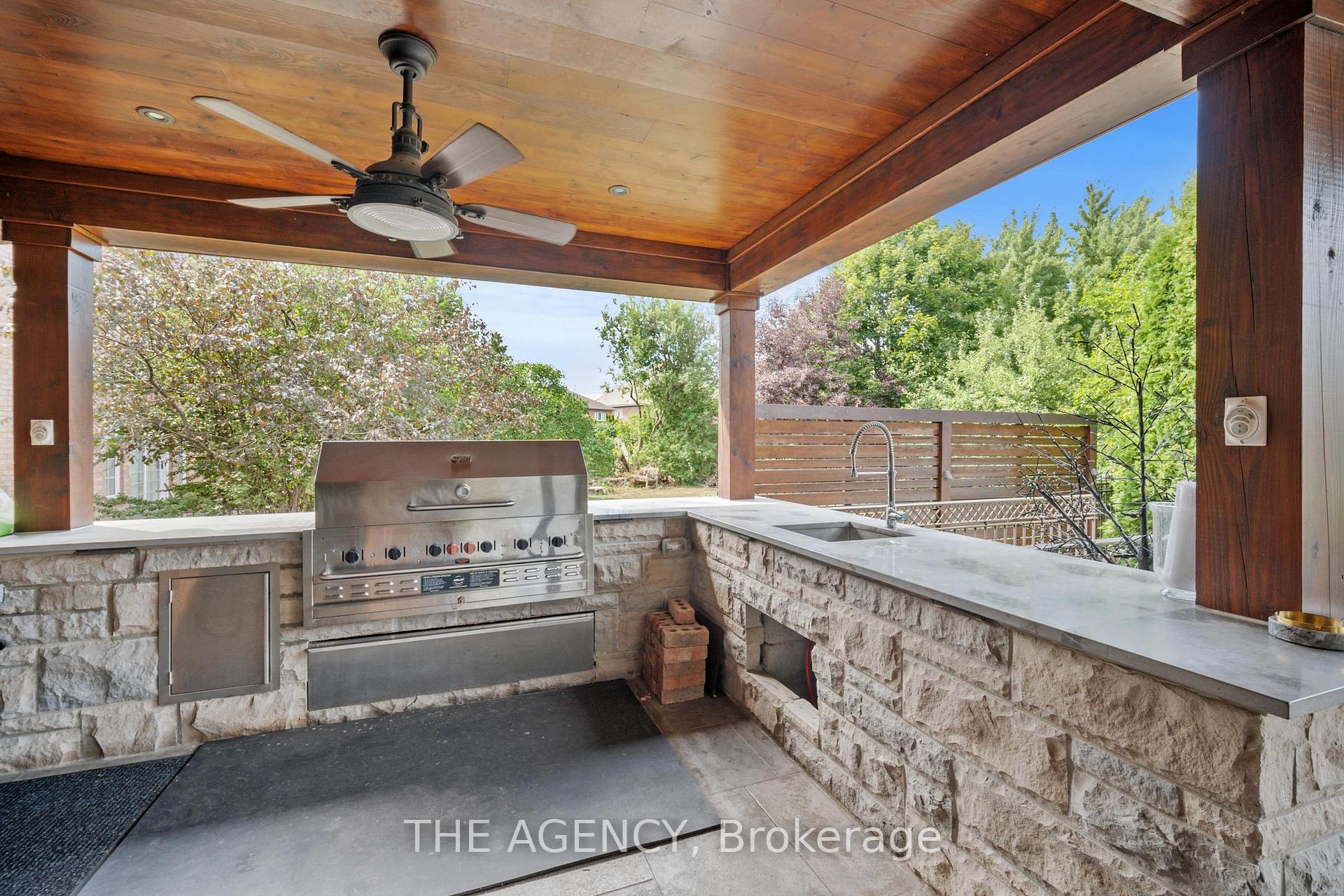 Photo 38 of 49 Bayside Court, Vaughan, East Woodbridge — HOMEH