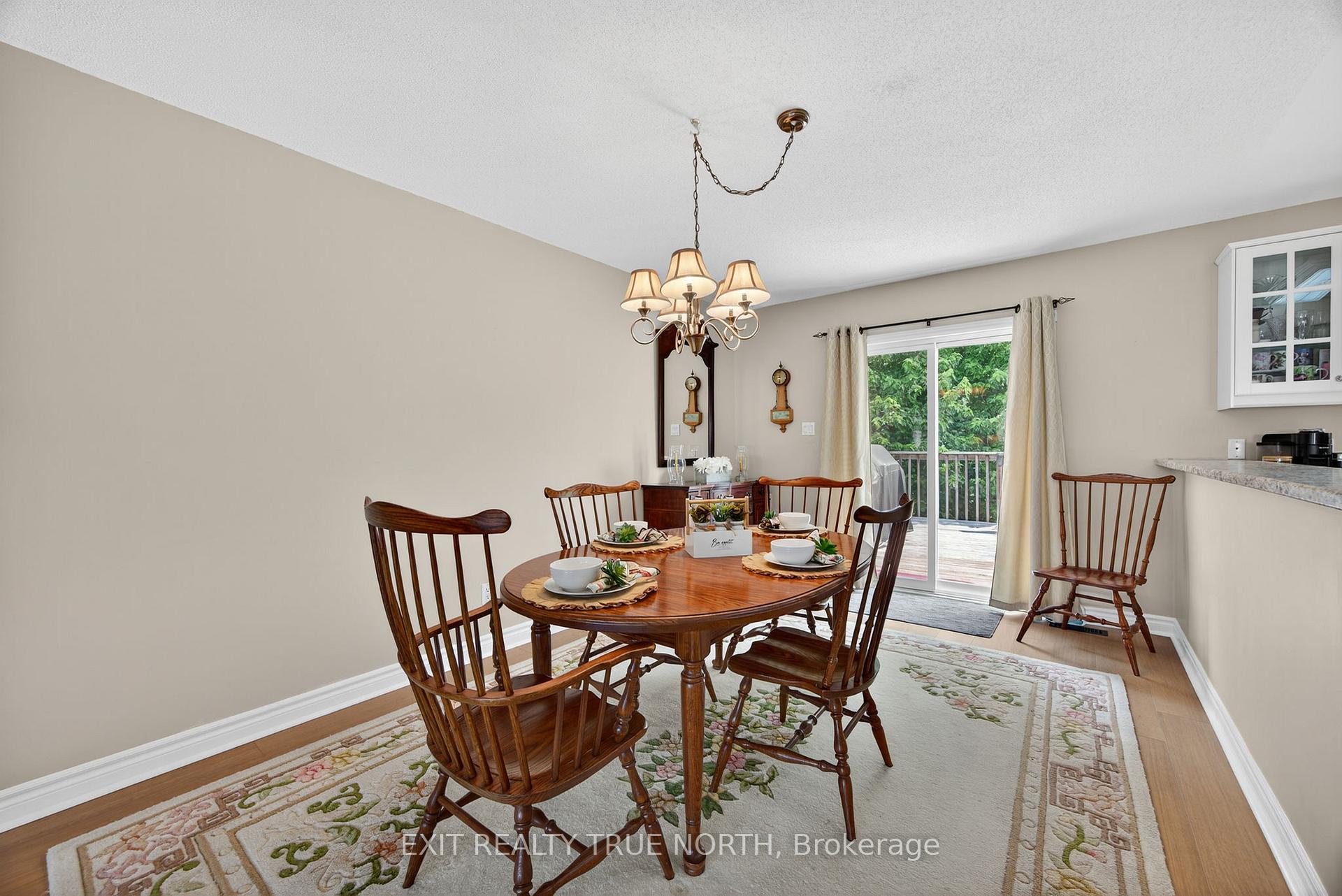 Photo 6 of 59 Riverdale Drive, Wasaga Beach — HOMEH