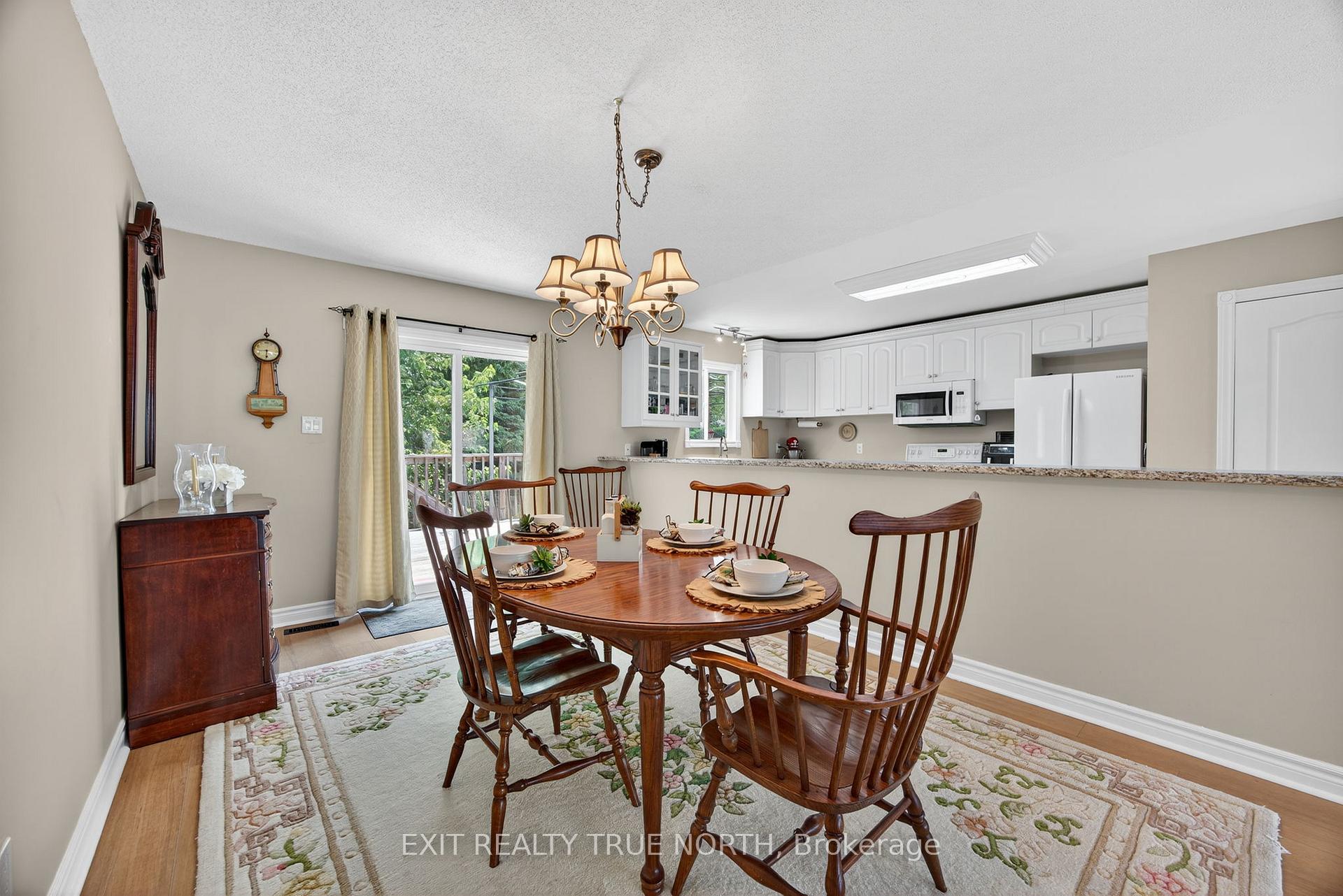 Photo 7 of 59 Riverdale Drive, Wasaga Beach — HOMEH