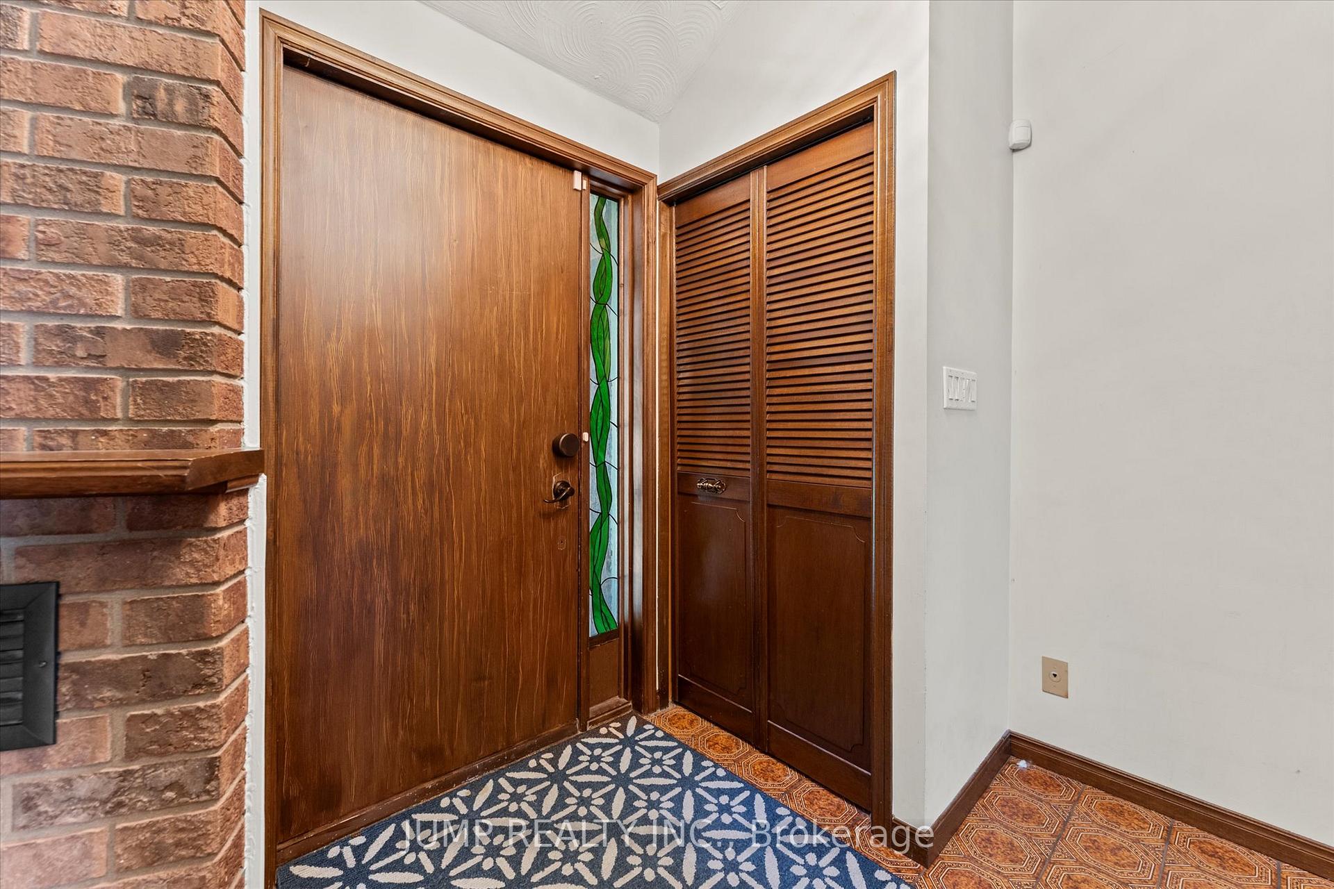 Photo 7 of 1643 Askin Avenue, Windsor — HOMEH