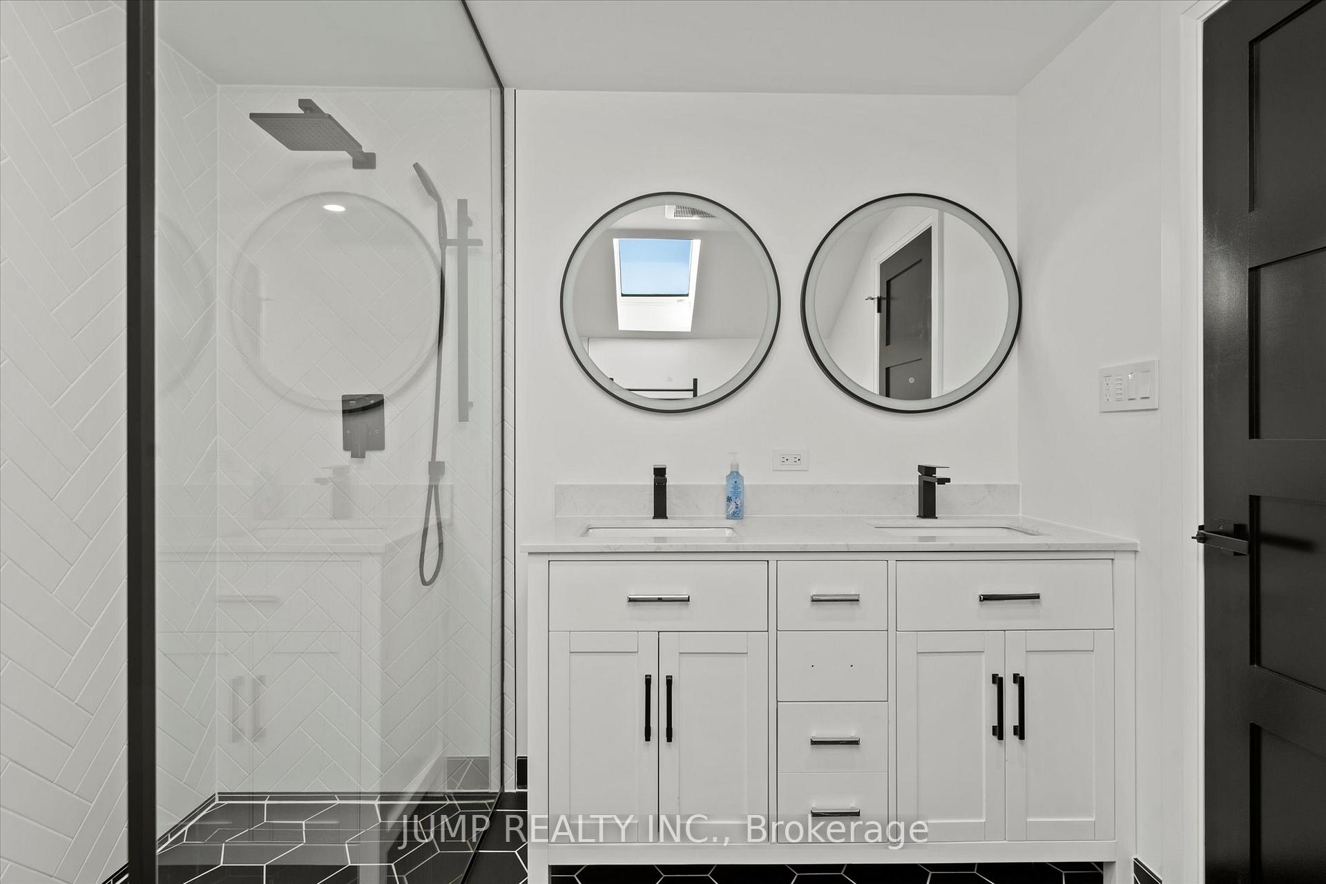 Photo 26 of 1643 Askin Avenue, Windsor — HOMEH