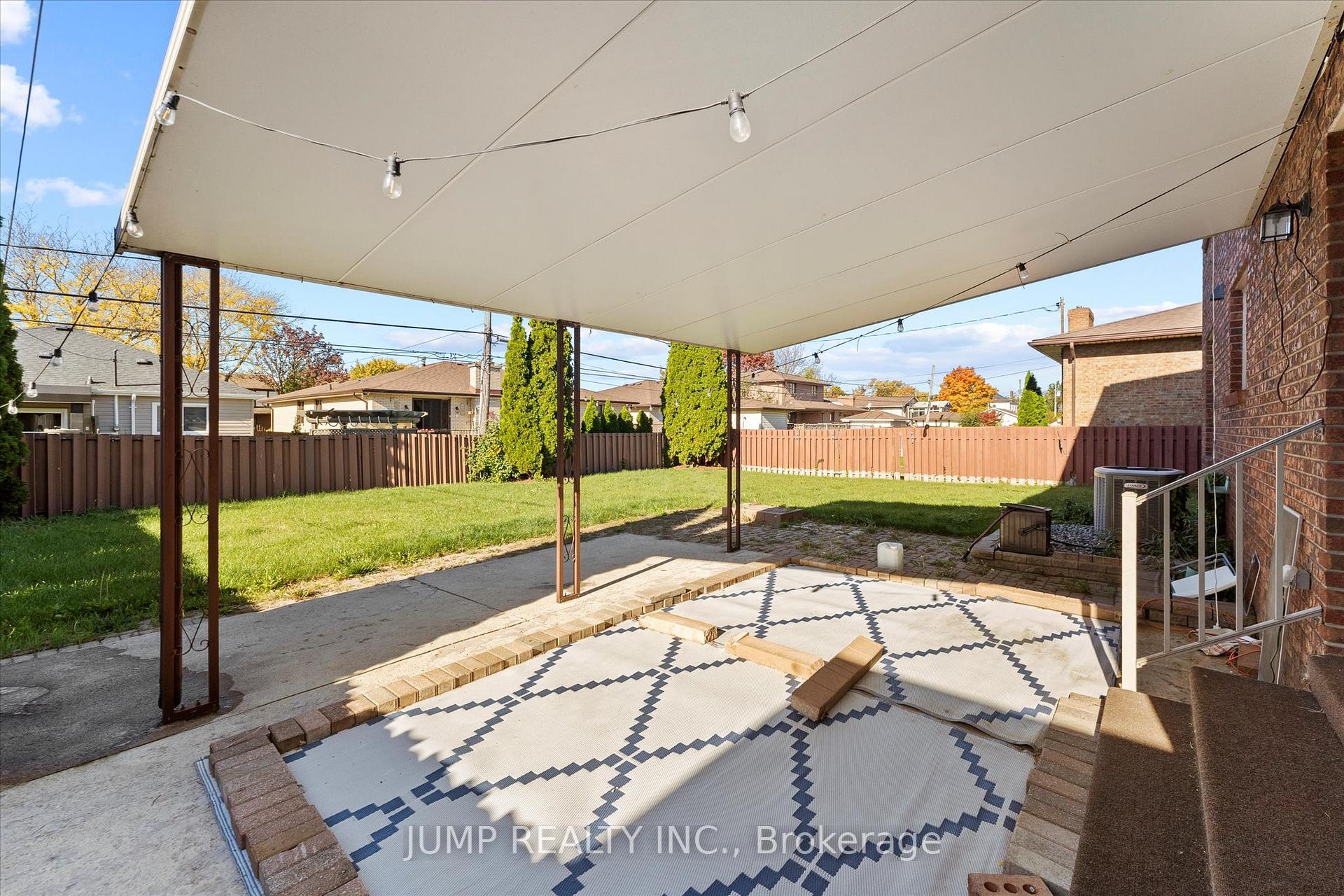 Photo 31 of 1643 Askin Avenue, Windsor — HOMEH