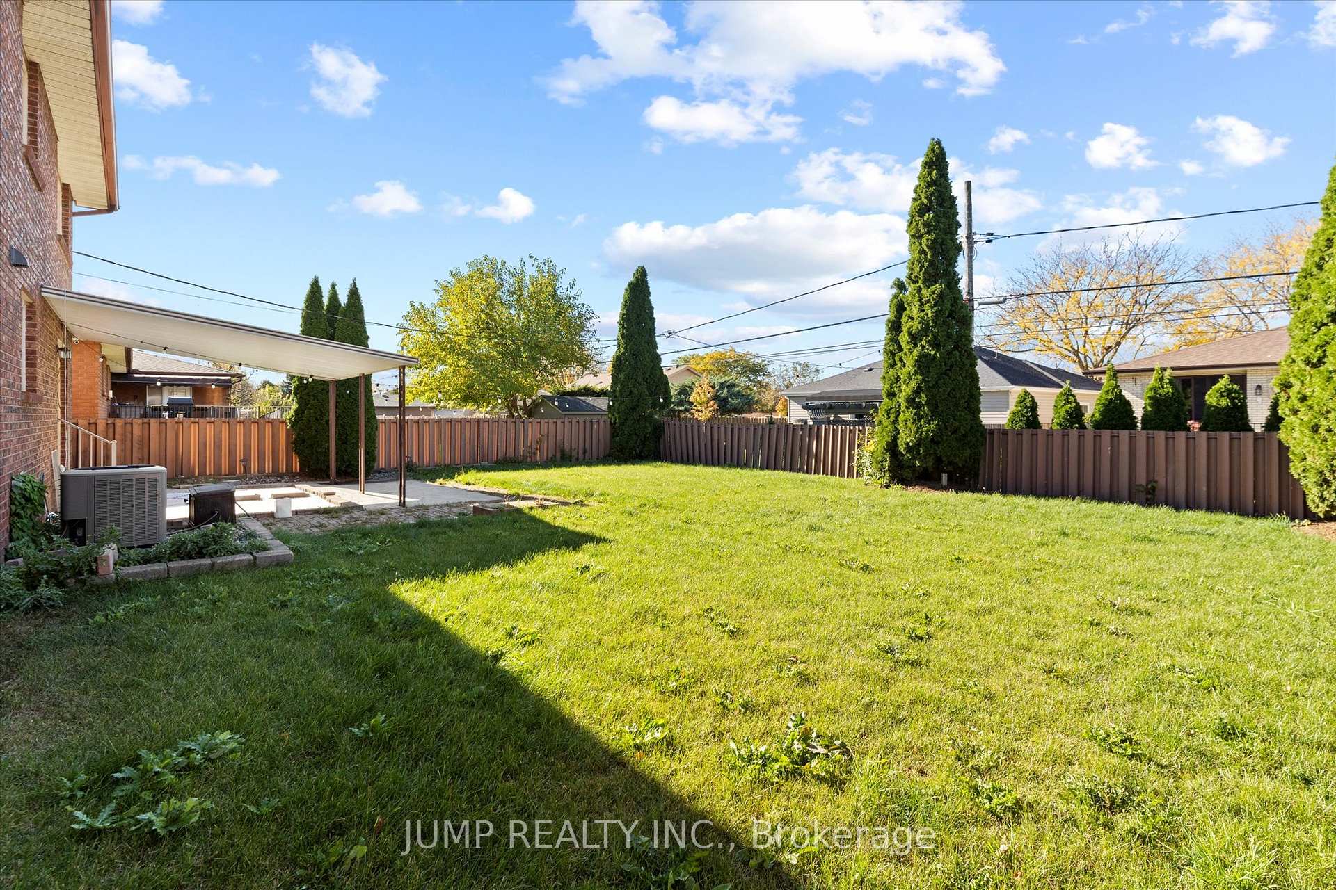 Photo 34 of 1643 Askin Avenue, Windsor — HOMEH
