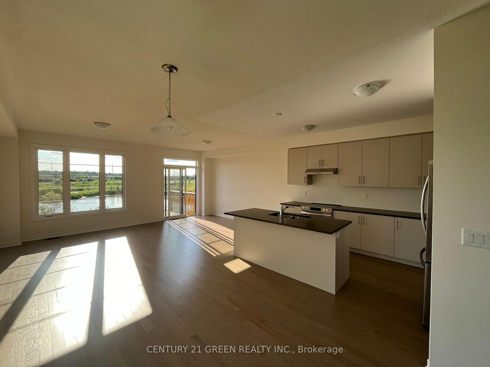 Photo 5 of 22 Velvet Drive, Whitby, Rural Whitby — HOMEH