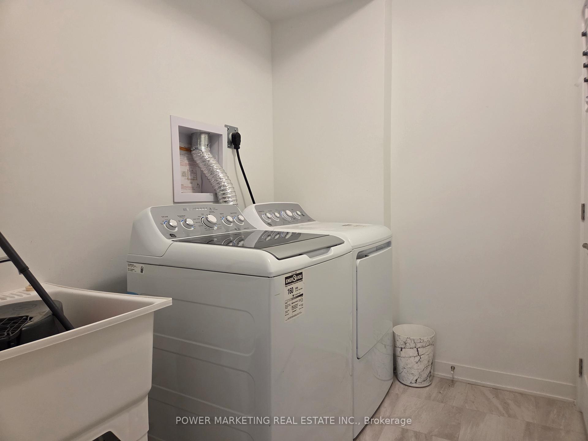 Photo 2 of 903 Nova Private, Ottawa, Barrhaven - Half Moon Bay — HOMEH
