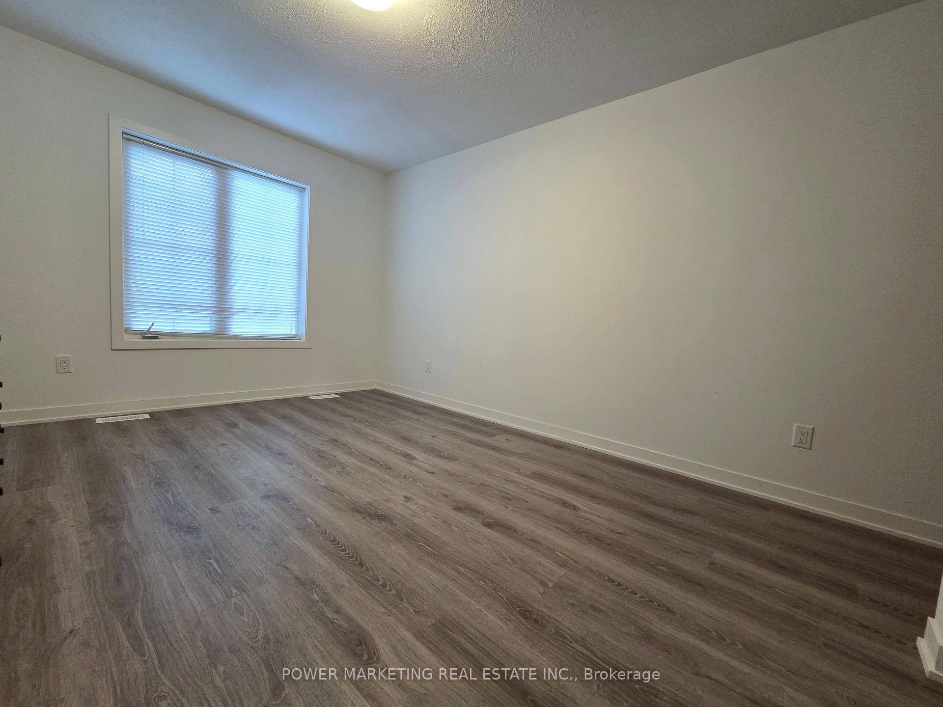 Photo 8 of 903 Nova Private, Ottawa, Barrhaven - Half Moon Bay — HOMEH