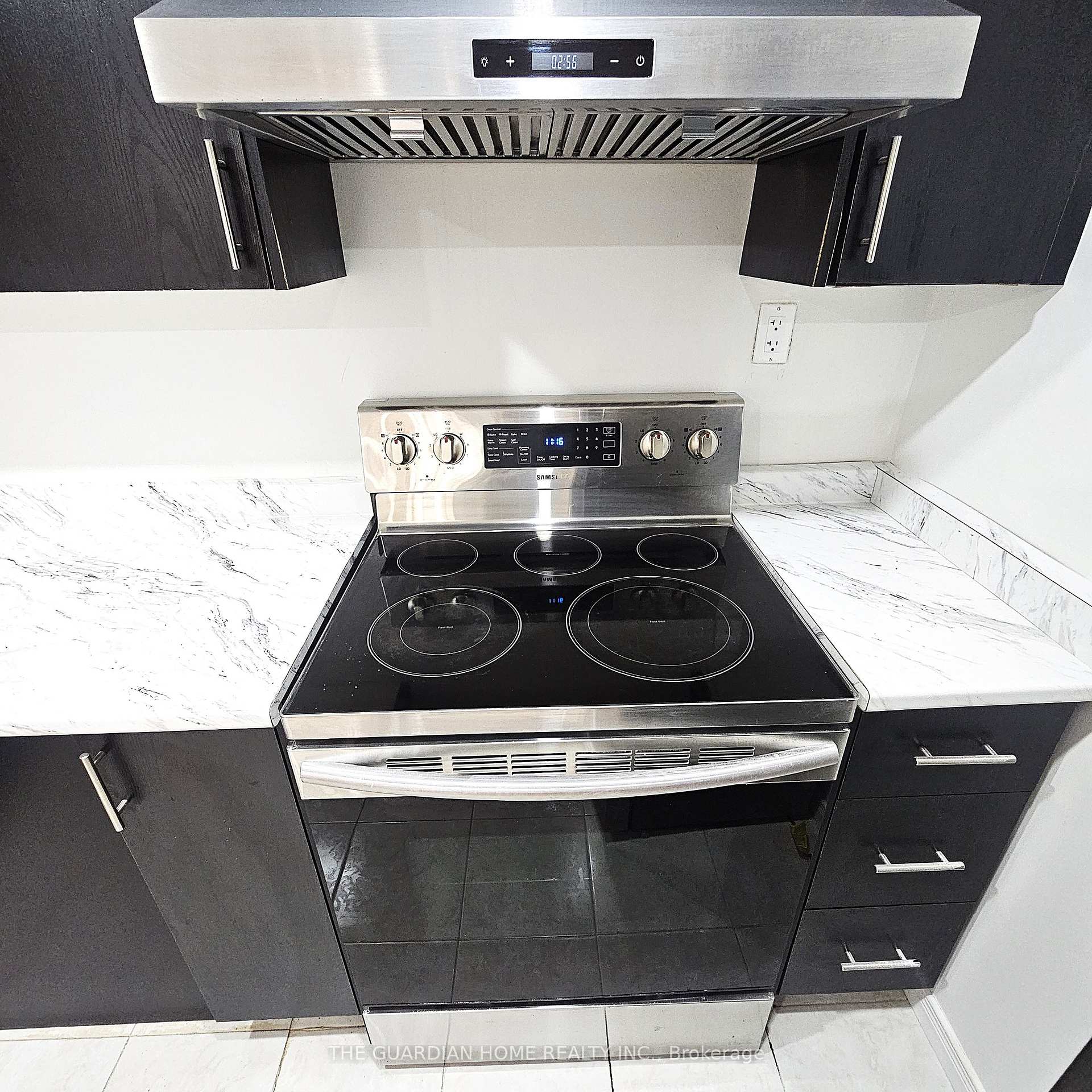 Photo 8 of 15 Ryder Crescent, Ajax, Northeast Ajax — HOMEH