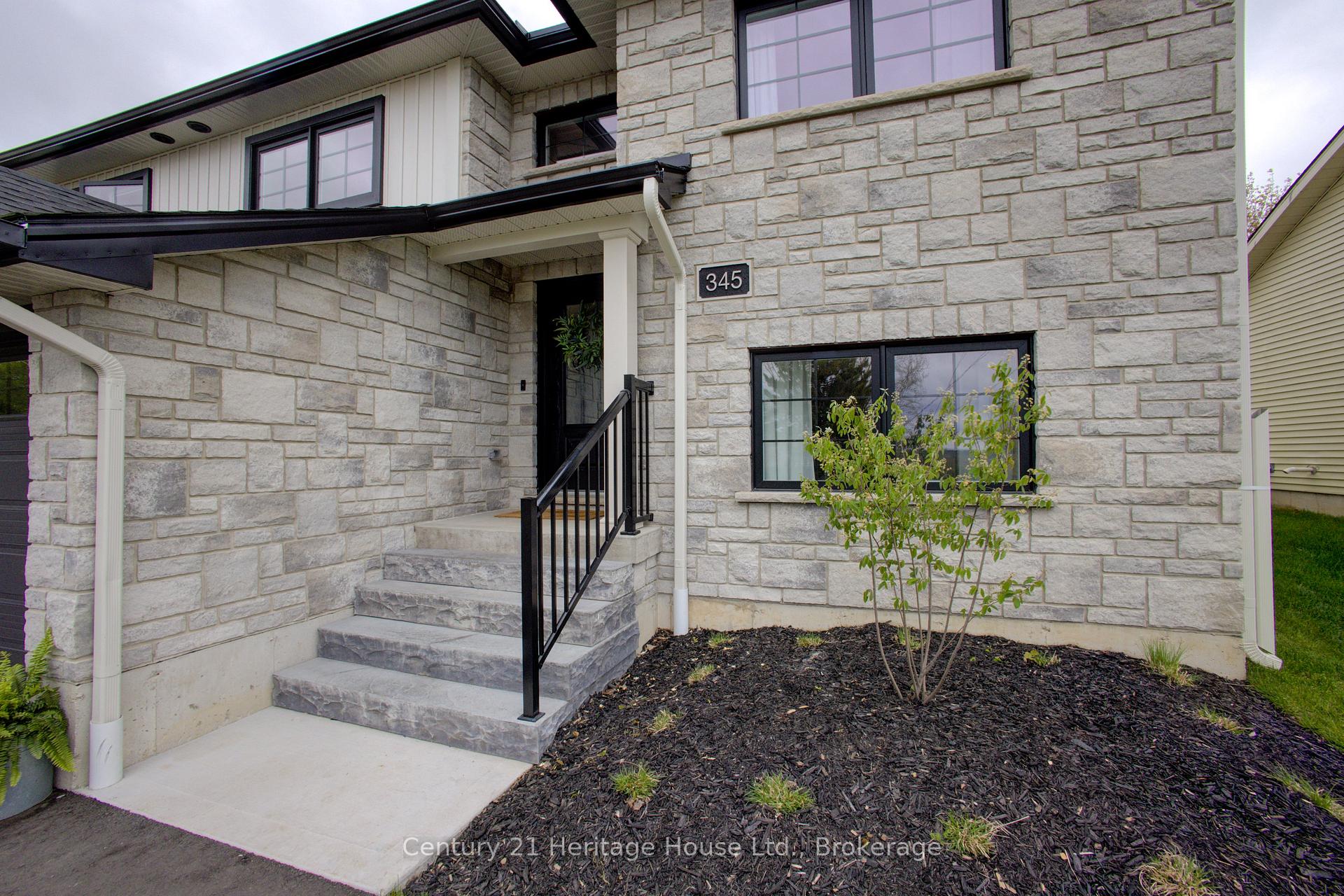 Photo 5 of 345 Queen Street N, West Grey — HOMEH
