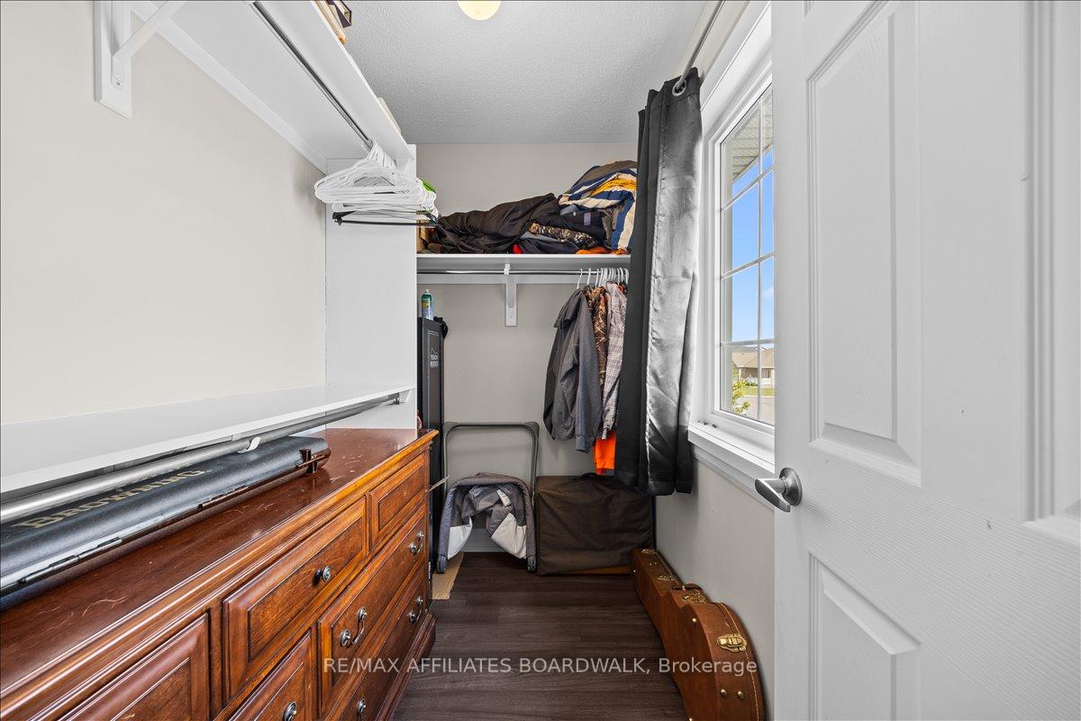 Photo 20 of 15 Vimy Ridge Crescent, Arnprior — HOMEH