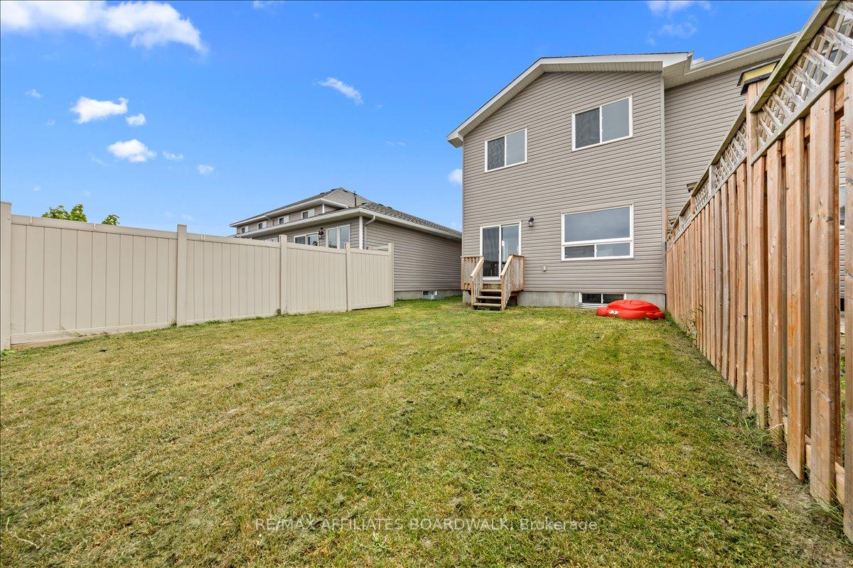 Photo 28 of 15 Vimy Ridge Crescent, Arnprior — HOMEH