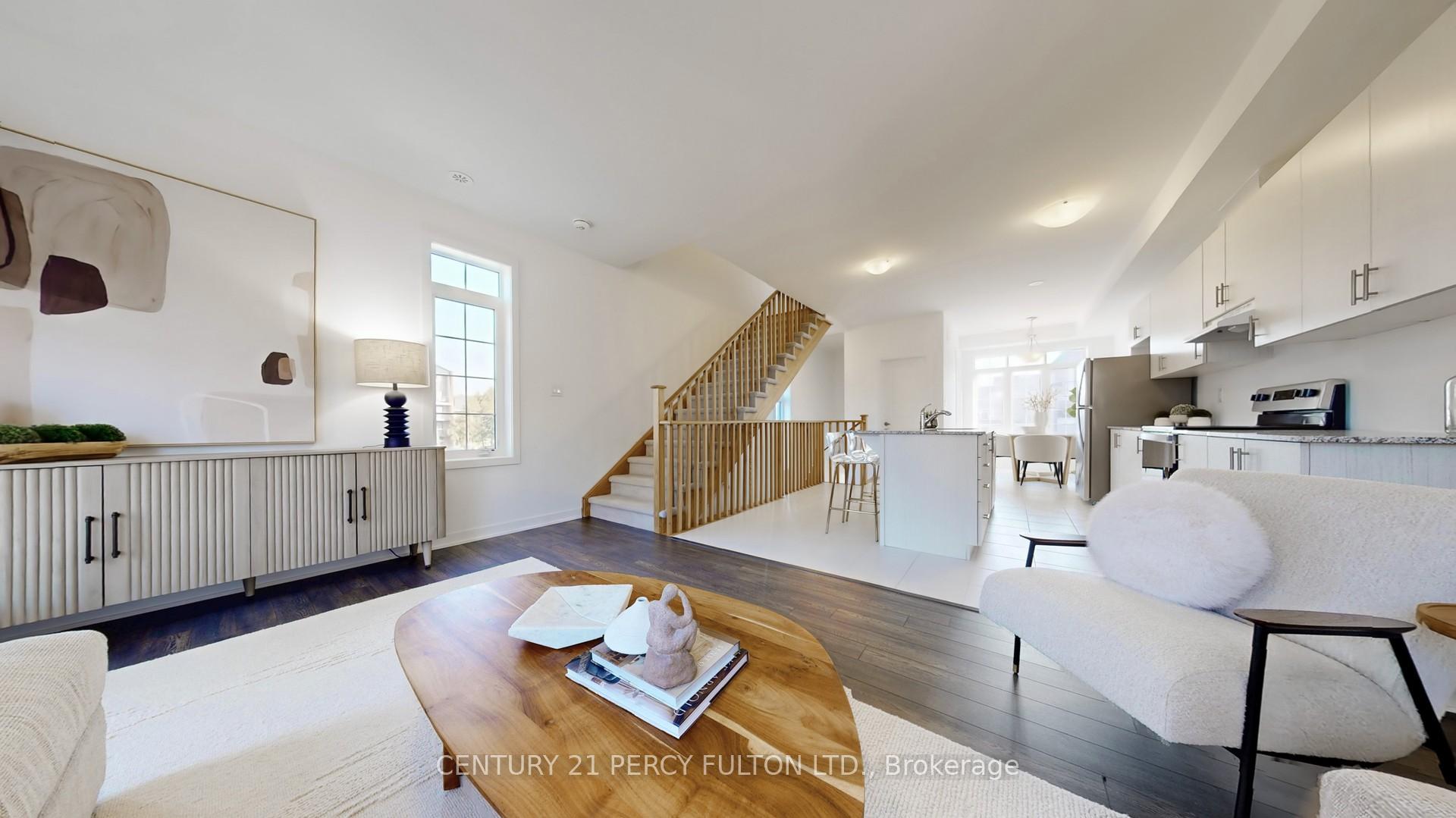 Photo 5 of 31 Selfridge Way, Whitby, Downtown Whitby — HOMEH